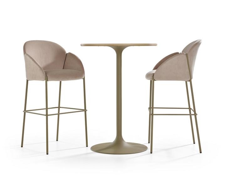 Artifort Andrea Stool - Modern Wooden Bar Stool for Kitchen, Dining & Living Room - High-Quality Home & Office Seating Furniture