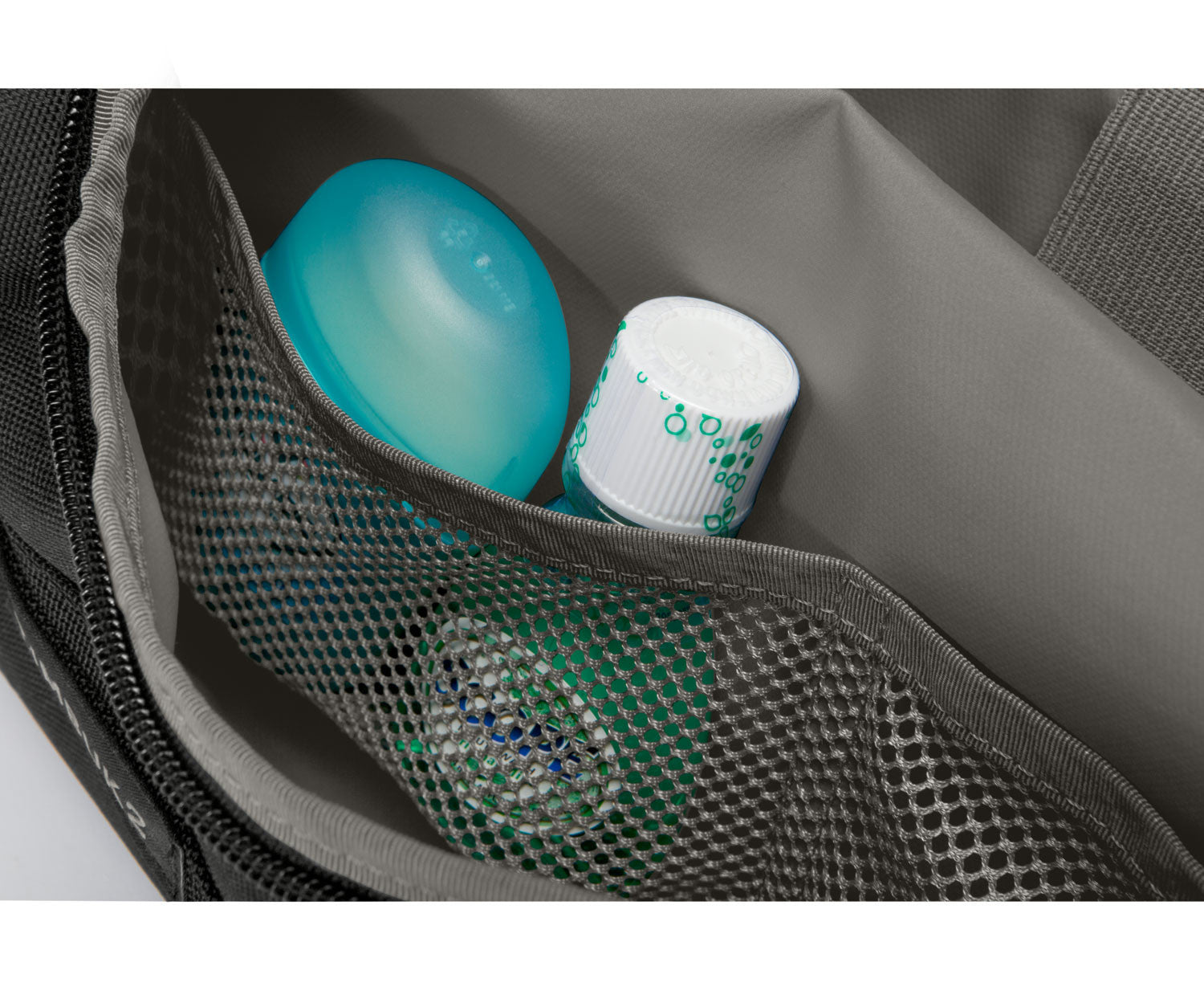Timbuk2 Lift Toiletry Bag - Waterproof Travel Cosmetic Organizer for Men & Women - Perfect for Camping, Gym, Business Trips & Vacation Essentials