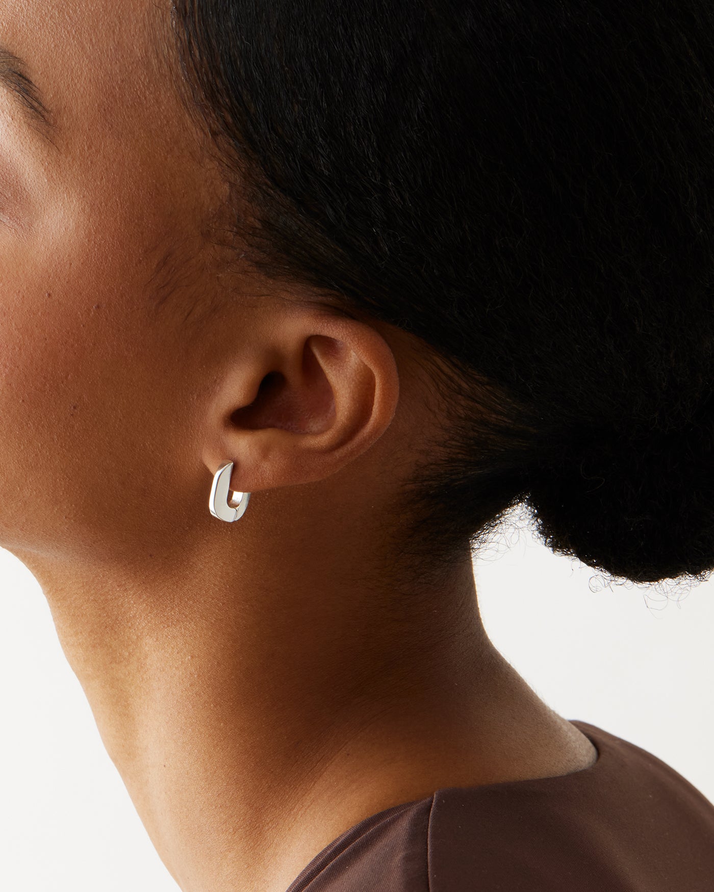 Teeni Toni Huggie Earrings for Women - Small Gold Hoop Earrings for Everyday Wear - Perfect for Work, Date Night & Casual Outfits
