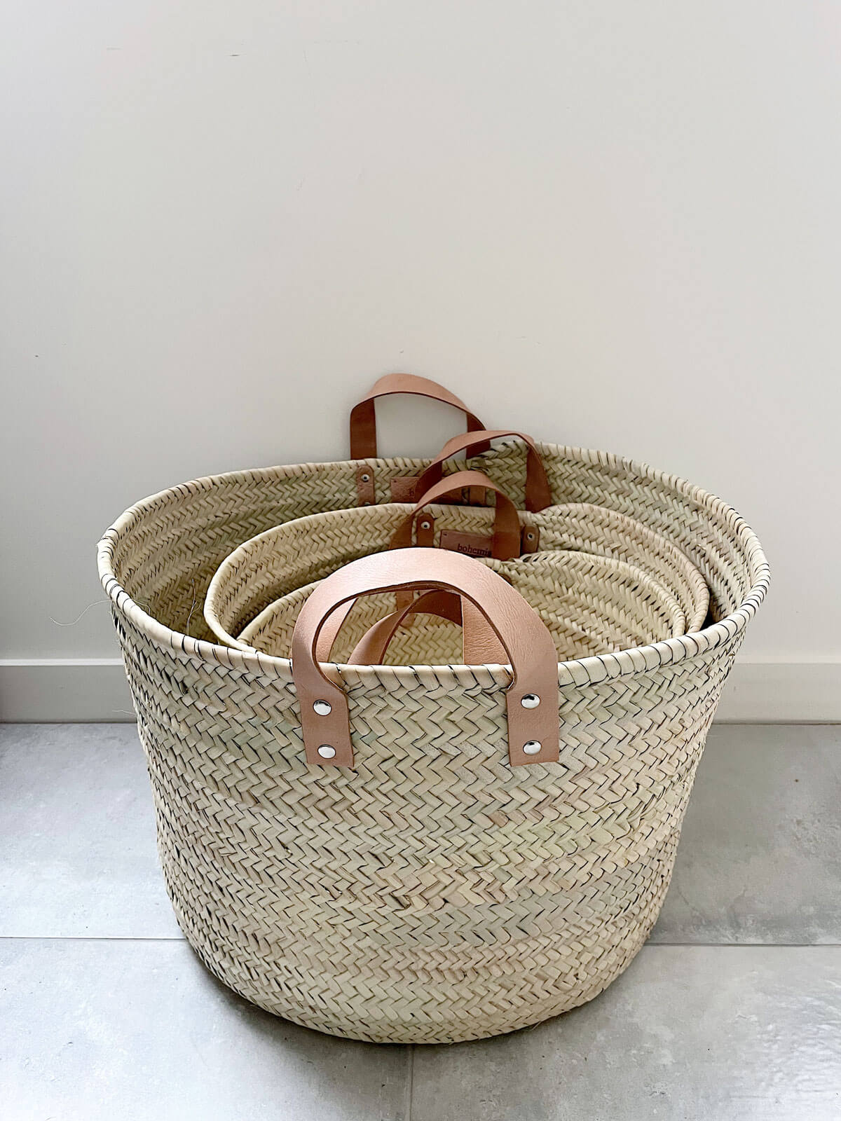 Round Leather Handle Storage Basket - Stylish Woven Organizer for Home, Office & Nursery - Perfect for Toys, Blankets, Books & More