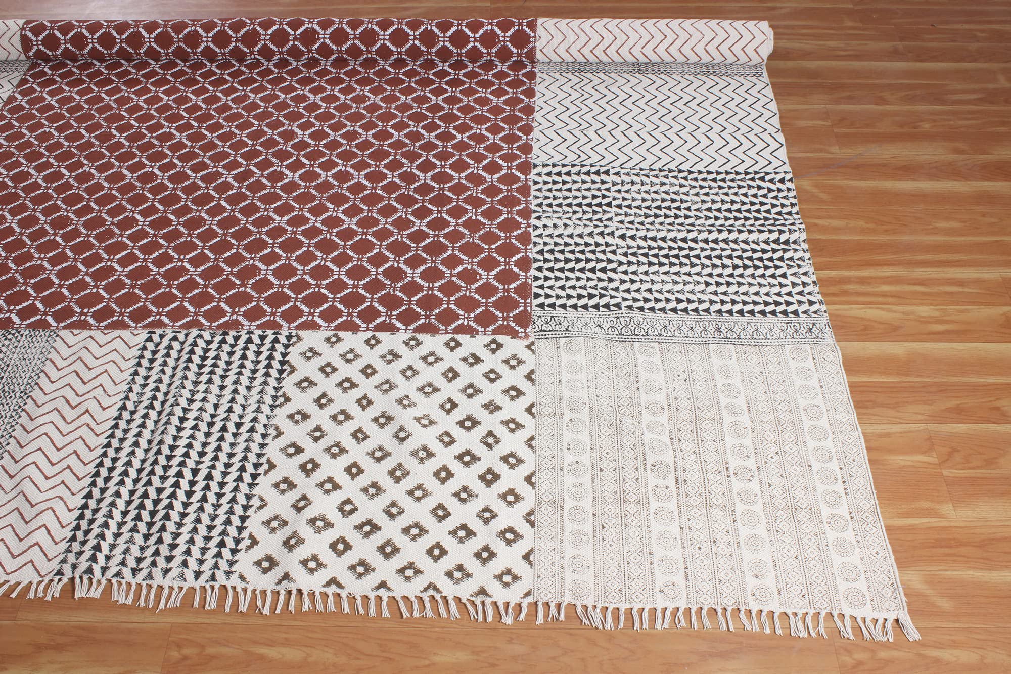 4x6 Brown Cotton Dhurrie Geometric Kilim Rug - Rectangular Area Rug for Indoor & Outdoor Use, Flatweave High Traffic Carpet - Perfect for Bedroom, Dining Room & Living Room Decor