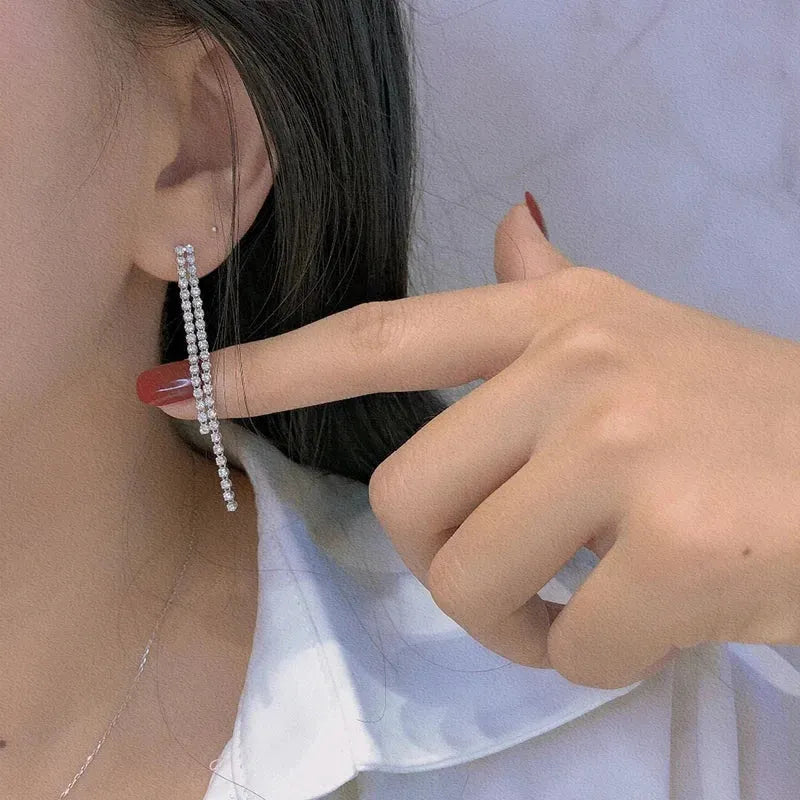 18K White Gold Diamond Drop Earrings for Women - 1.06 Carat Natural Diamond Luxury Tassel Earrings - Perfect for Weddings, Parties & Special Occasions