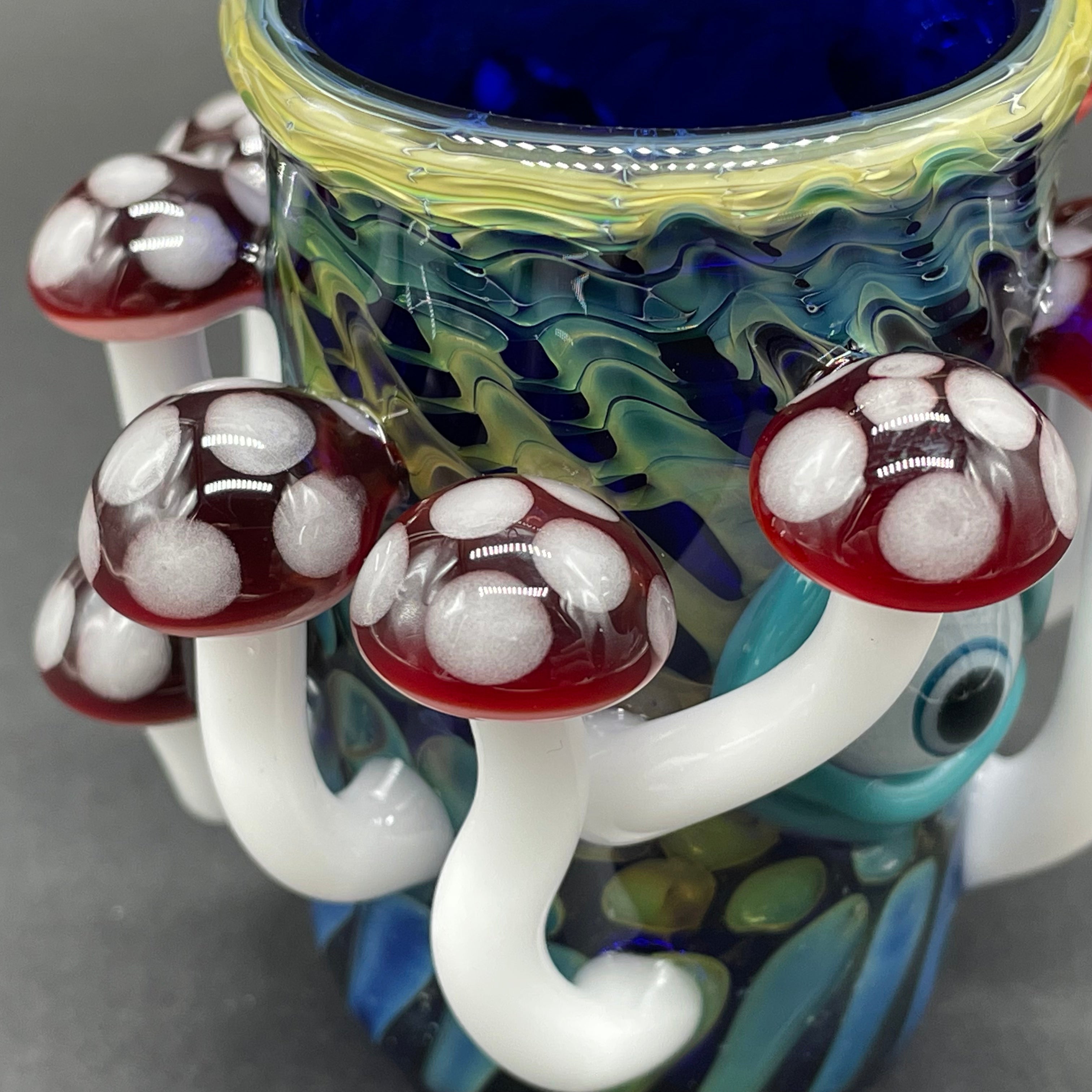 Funny Red Mushroom Shot Glass Set - Unique Novelty Drinking Cups for Parties, Gifts & Home Bar Decor - Perfect for Halloween, Themed Events & Collectibles