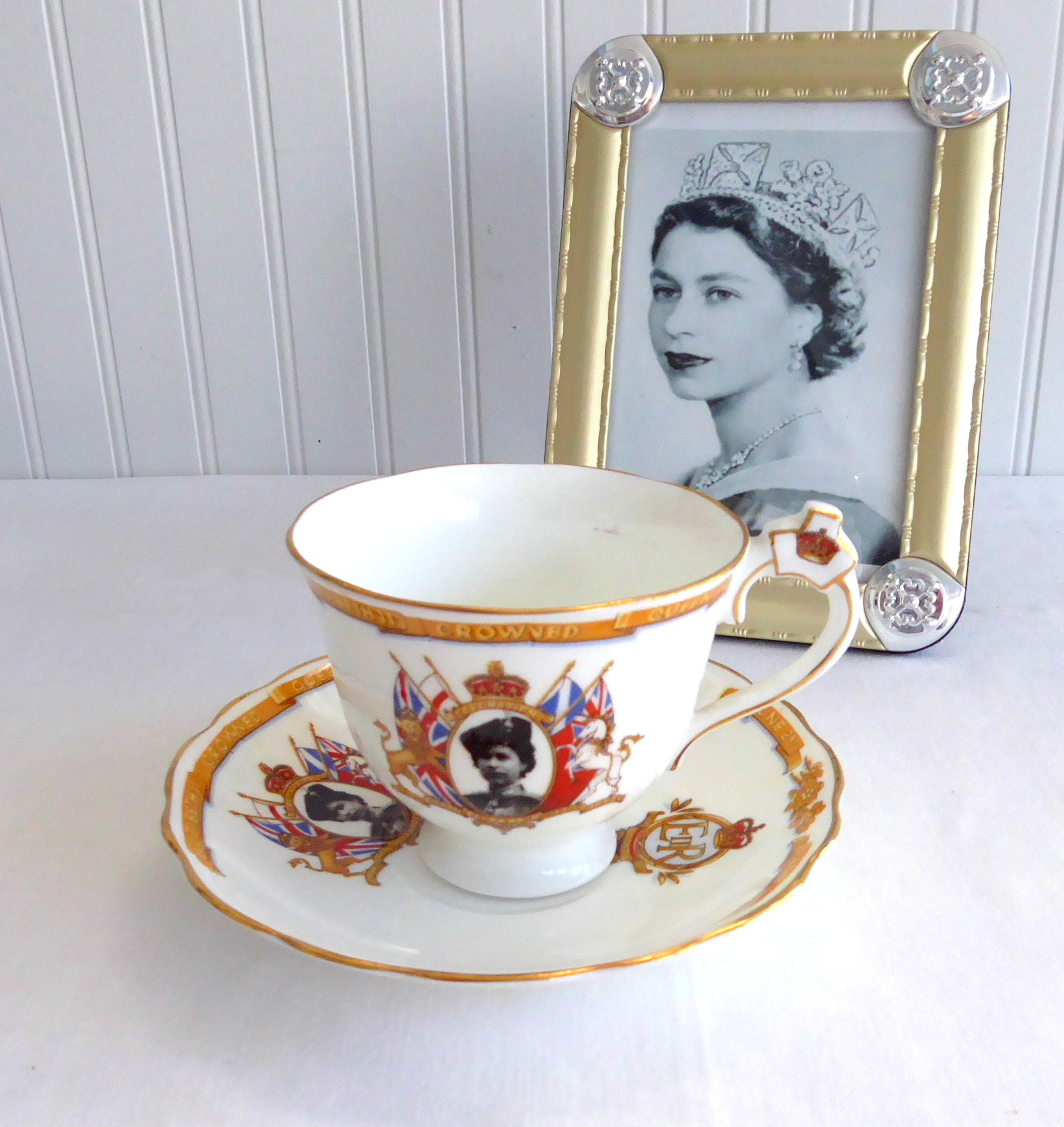 Vintage Radfords Queen Elizabeth II Coronation Cup and Saucer Set with Crown Handle - 1953 Collectible Royal Memorabilia for Tea Lovers & British History Enthusiasts
