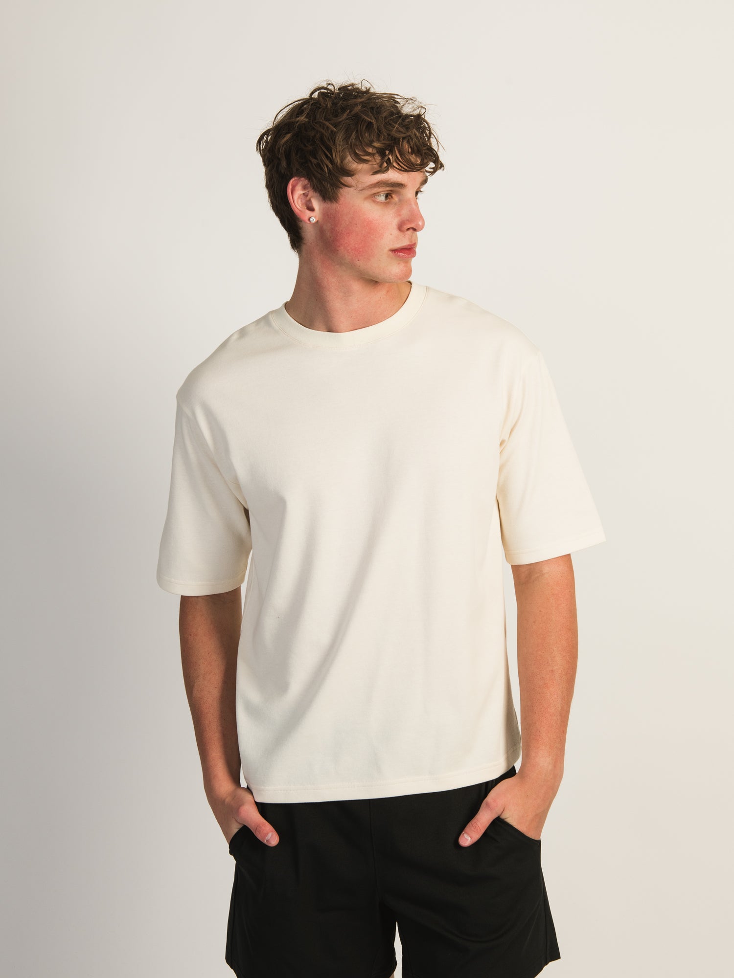 BOXY FIT TEE in Cream - Women's Oversized Casual T-Shirt for Everyday Wear | Perfect for Street Style, Layering & Comfortable Outfits