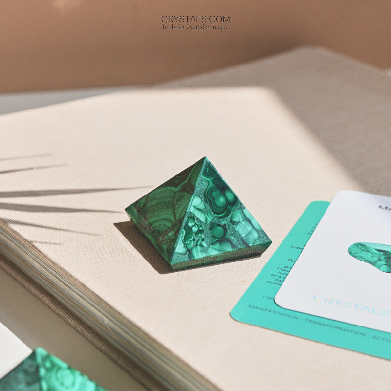 Natural Malachite Pyramid Stone - Healing Crystal for Meditation, Energy Balancing & Home Decor | Perfect for Spiritual Gifts, Yoga & Feng Shui