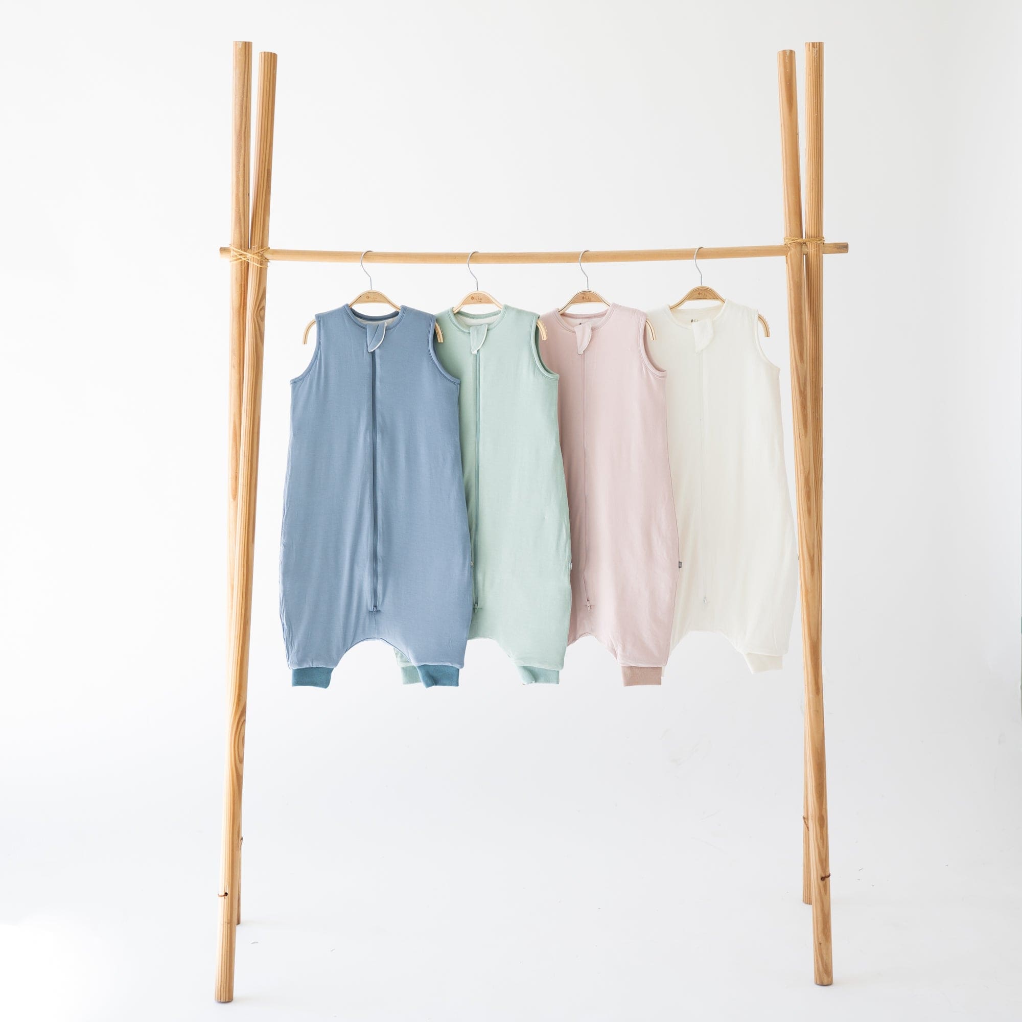 Sage Green Sleep Bag Walker for Babies - Lightweight & Breathable Infant Sleeping Bag for Safe and Comfortable Sleep - Perfect for Nursery, Daycare, and Travel