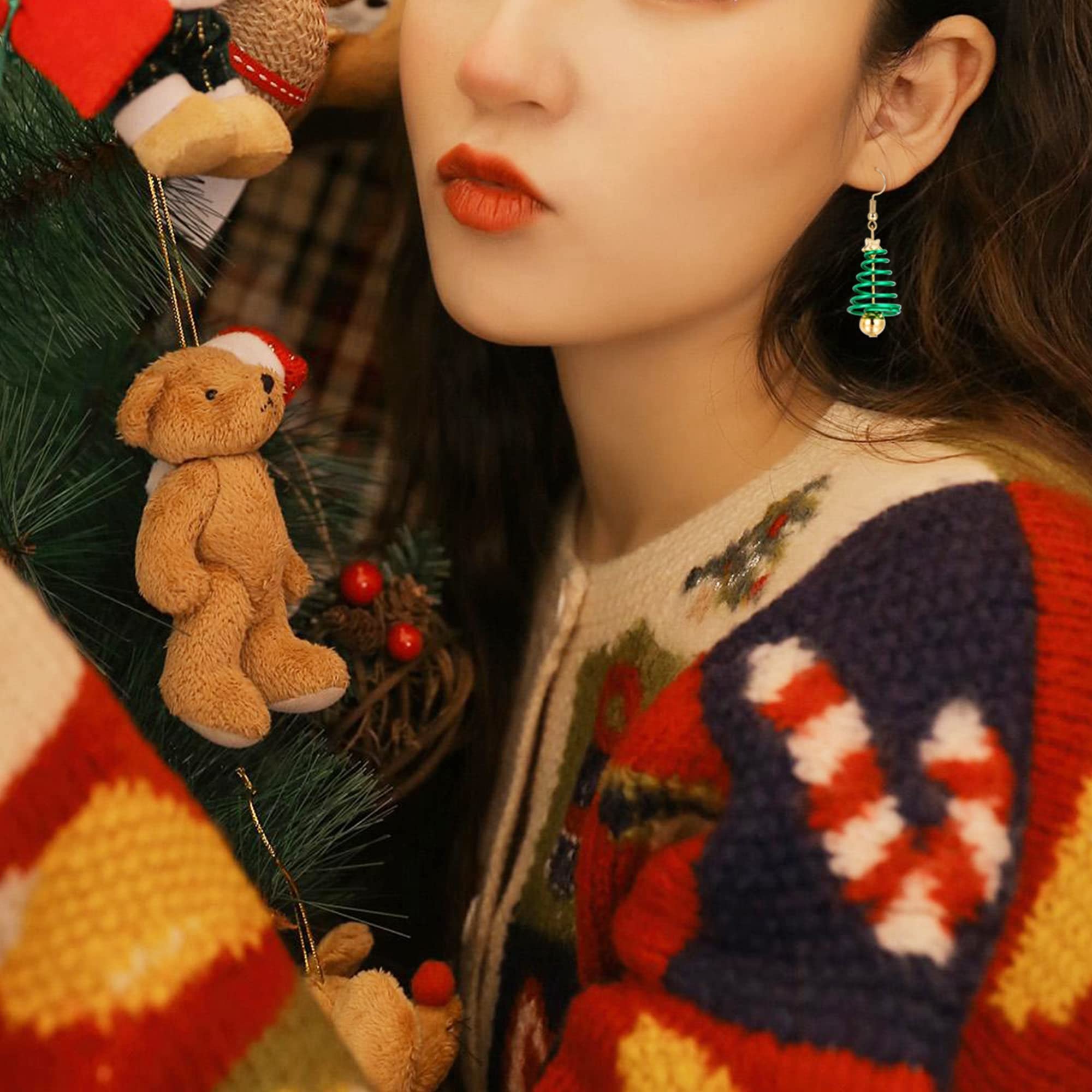 YADOCA 8-16 Pairs Christmas Earrings Set for Women - Holiday Stud & Dangle Earrings with Snowman, Santa, Bells, Wreath, Xmas Tree & Snowflake Designs - Perfect for Christmas Parties, Gift Exchanges & Festive Outfits