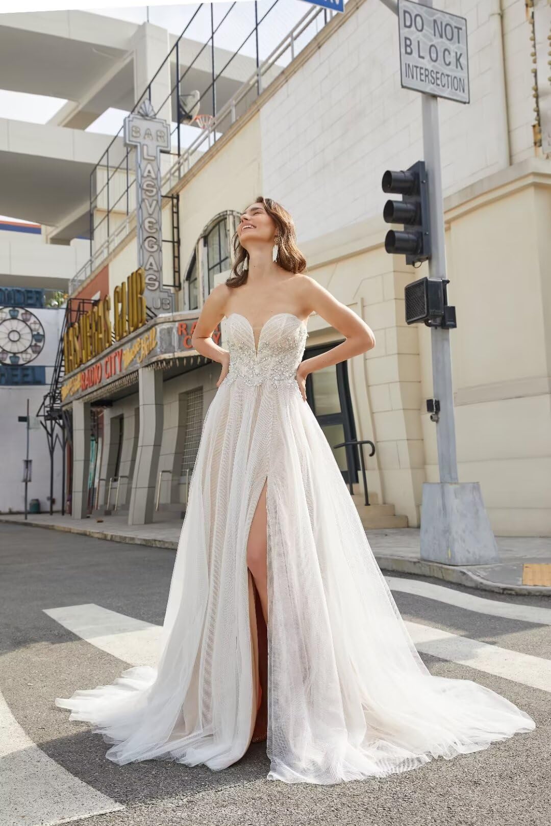 Strapless Tulle Appliques Ball Gown Wedding Dress for Bride - Elegant Long Formal Bridal Gown for Women | Perfect for Church Ceremony, Beach Wedding & Evening Reception