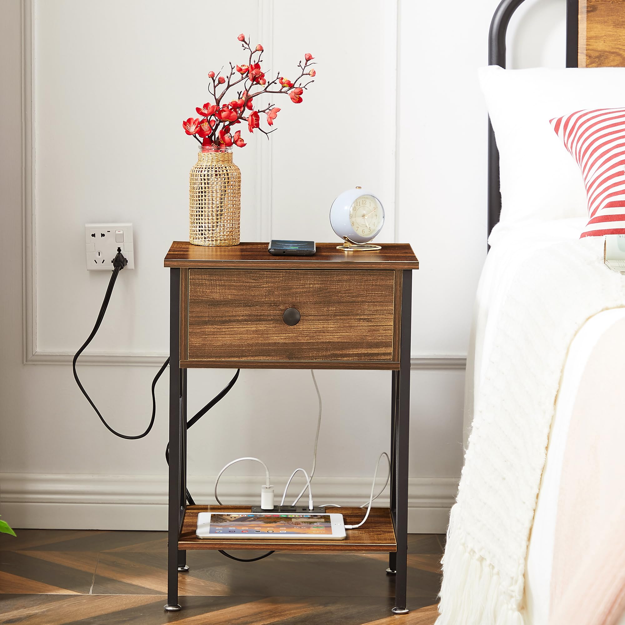 VECELO 2-Pack Modern Nightstands with Charging Station, USB Ports & Outlets, Bedside End Tables with Drawers for Bedroom & Living Room - Retro Brown - Perfect for Small Spaces & Apartment Living