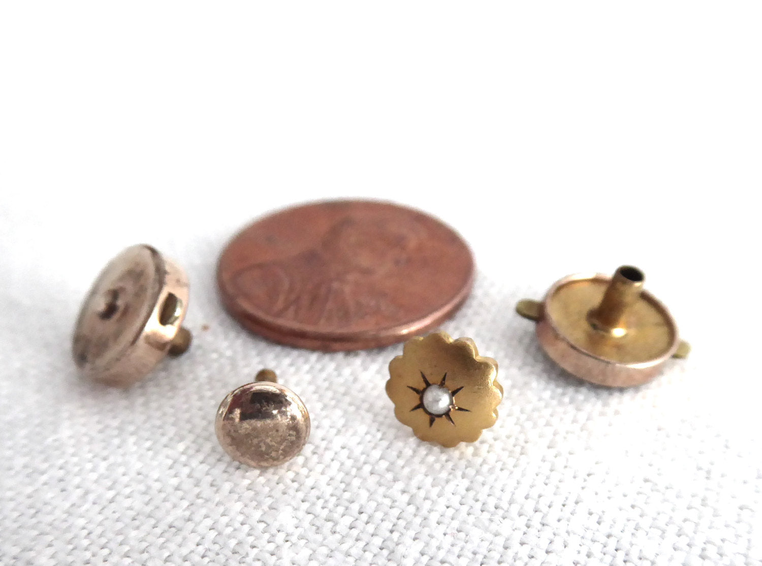 Antique Edwardian 2-Piece Shirt Studs Set - Genuine Pearl & Gold Plated Detachable Backs - Vintage 1900s Menswear Accessories for Formal Wear, Weddings, and Historical Reenactments
