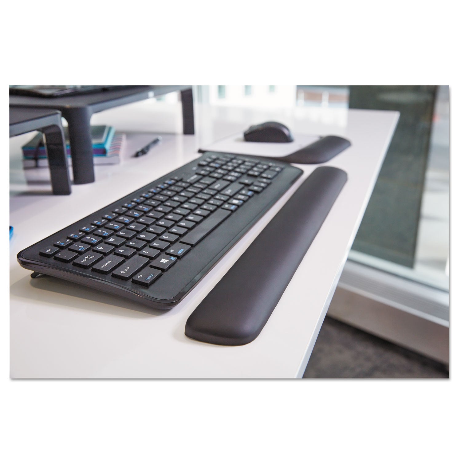 3M™ Gel Wrist Rest for Keyboards - Ergonomic Support (19