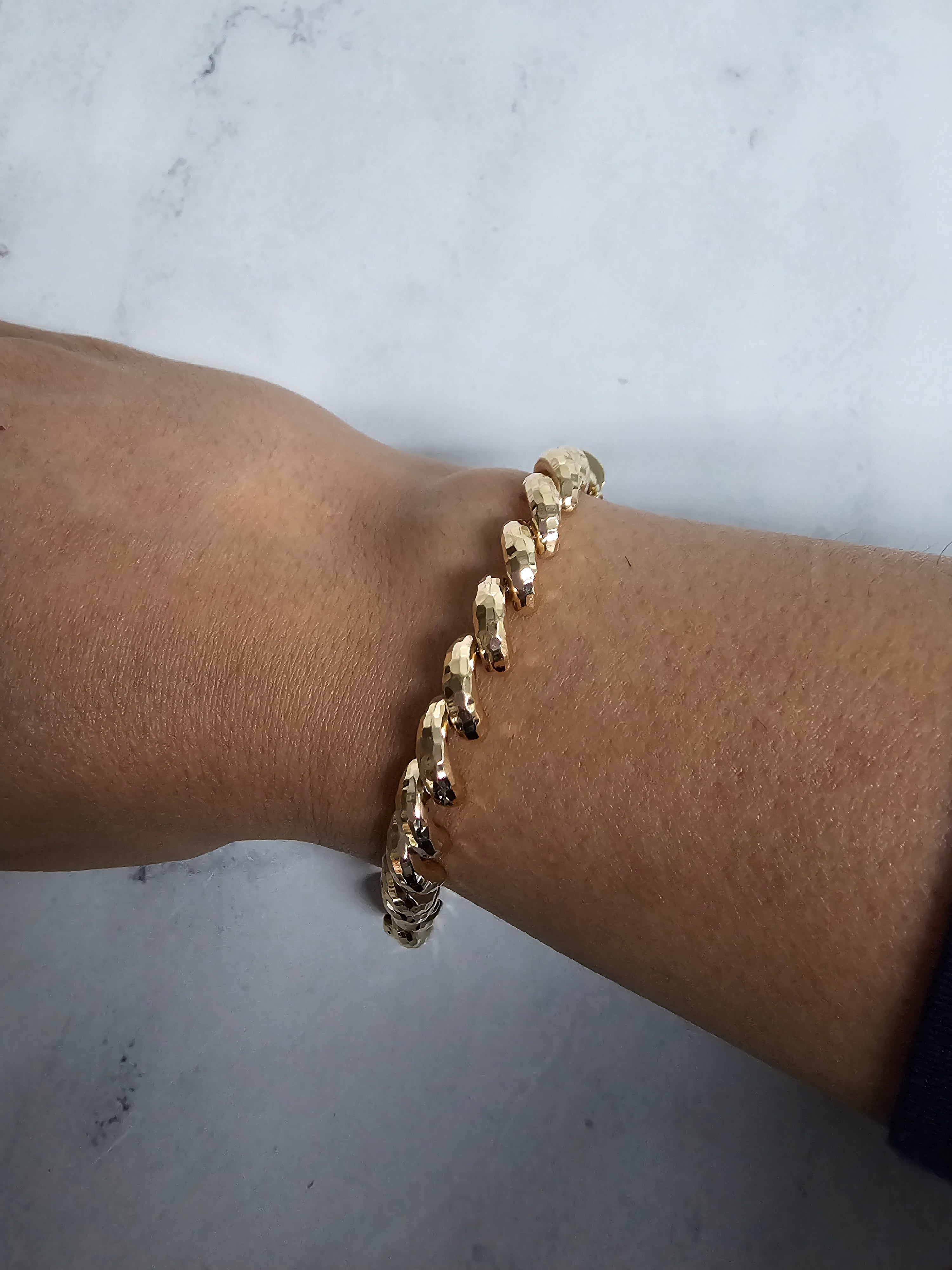 7.25MM San Marco Gold Link Chain Bracelet - Polished & Hammered Finish Jewelry for Women, Gift for Her | Perfect for Parties, Weddings & Everyday Wear