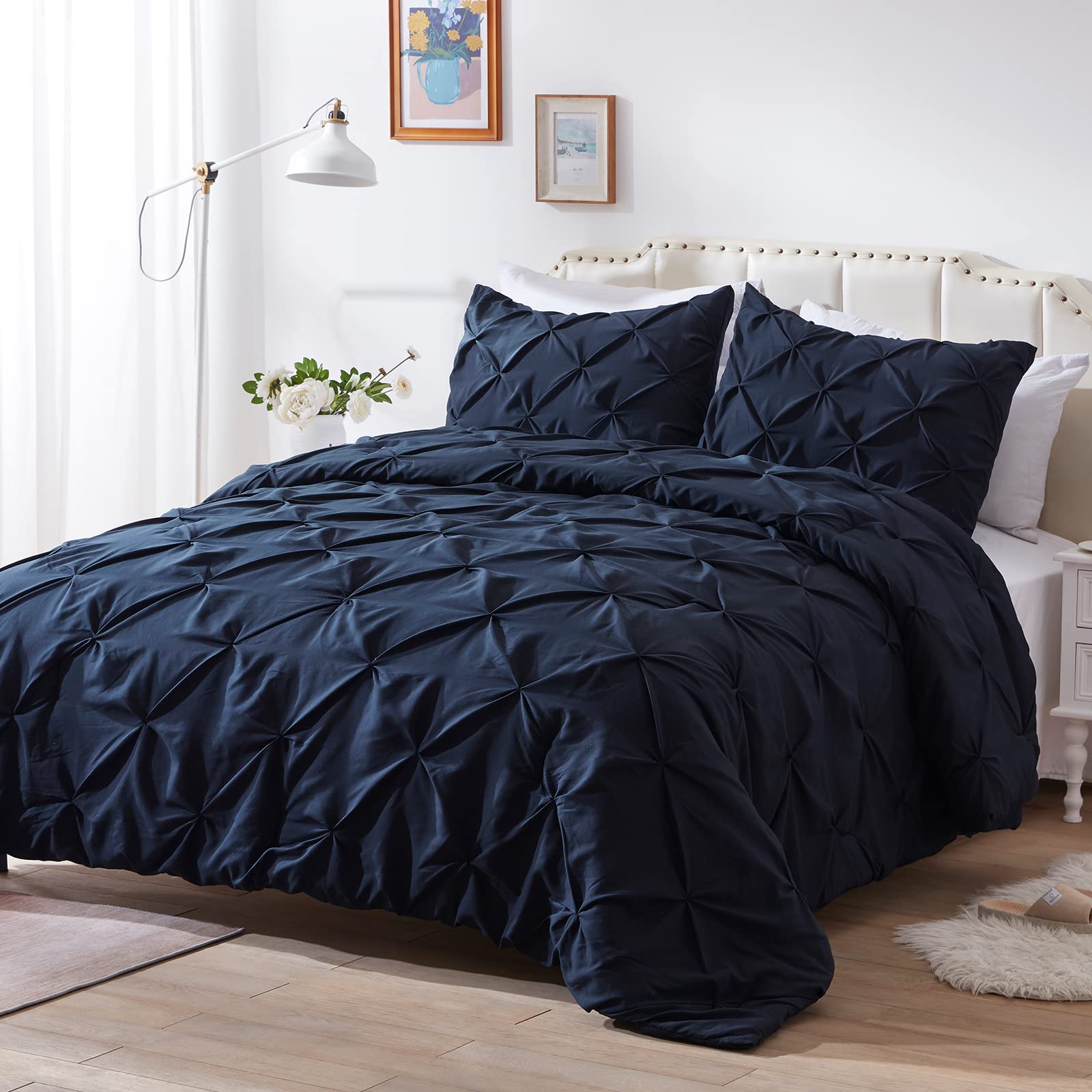 NexHome Twin Comforter Set - Pintuck Black Down Alternative Bedding - Soft Pinch Pleat Microfiber Lightweight All-Season Comforter (1 Comforter + 1 Pillow Sham) | Perfect for Guest Rooms, Dorms & Cozy Bedrooms