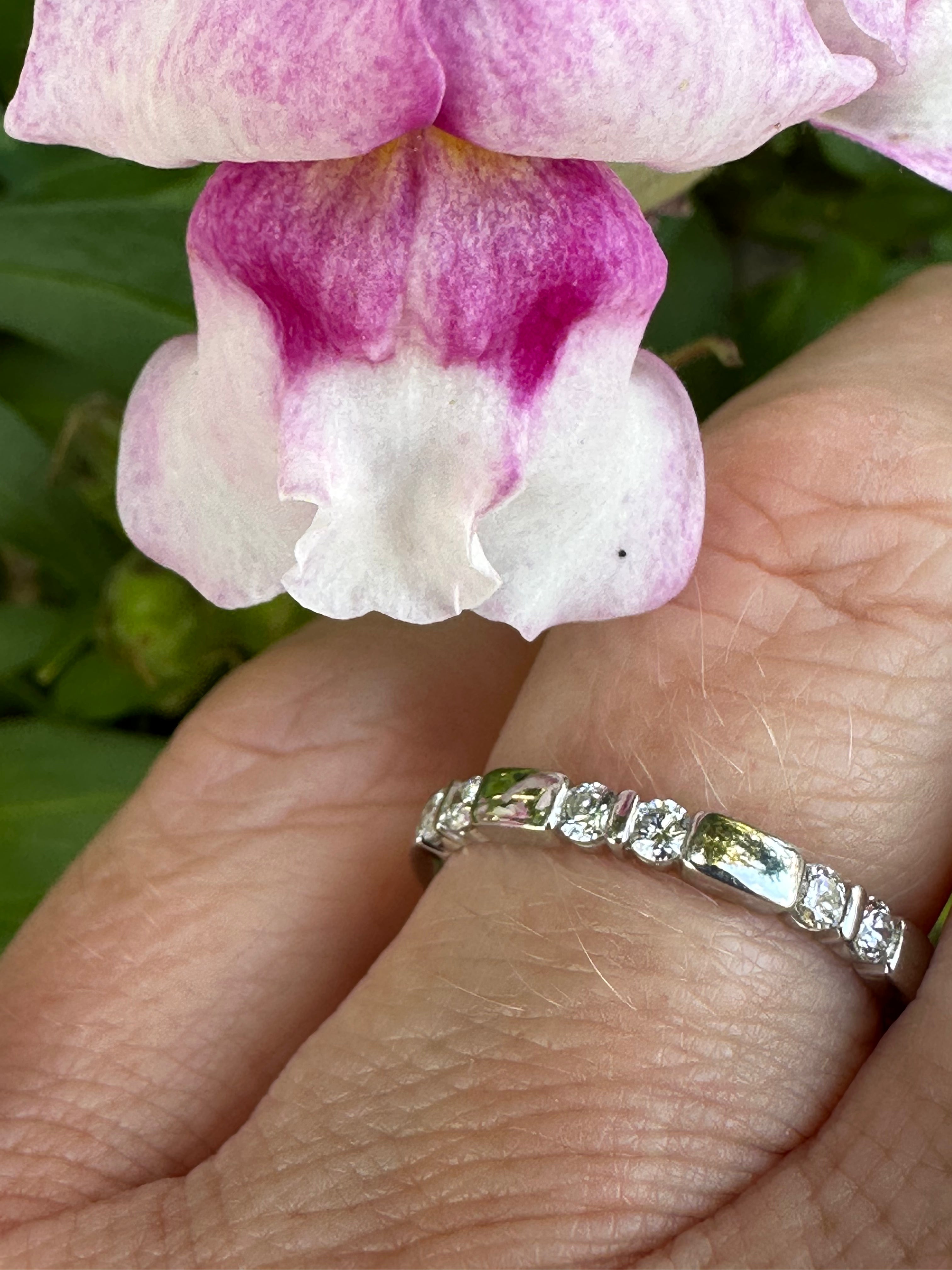 Platinum 0.32ct Brilliant Cut Diamond Ring for Women - Luxury Engagement & Wedding Band - Perfect for Proposals, Anniversaries, and Special Occasions