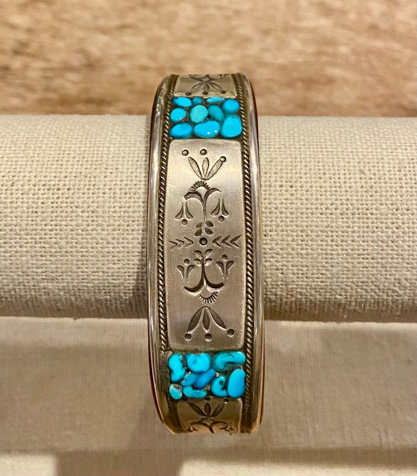 Exquisite Turquoise & Floral Silver Cuff Bracelet for Women - Boho Chic Handmade Jewelry Gift for Birthday, Anniversary & Special Occasions