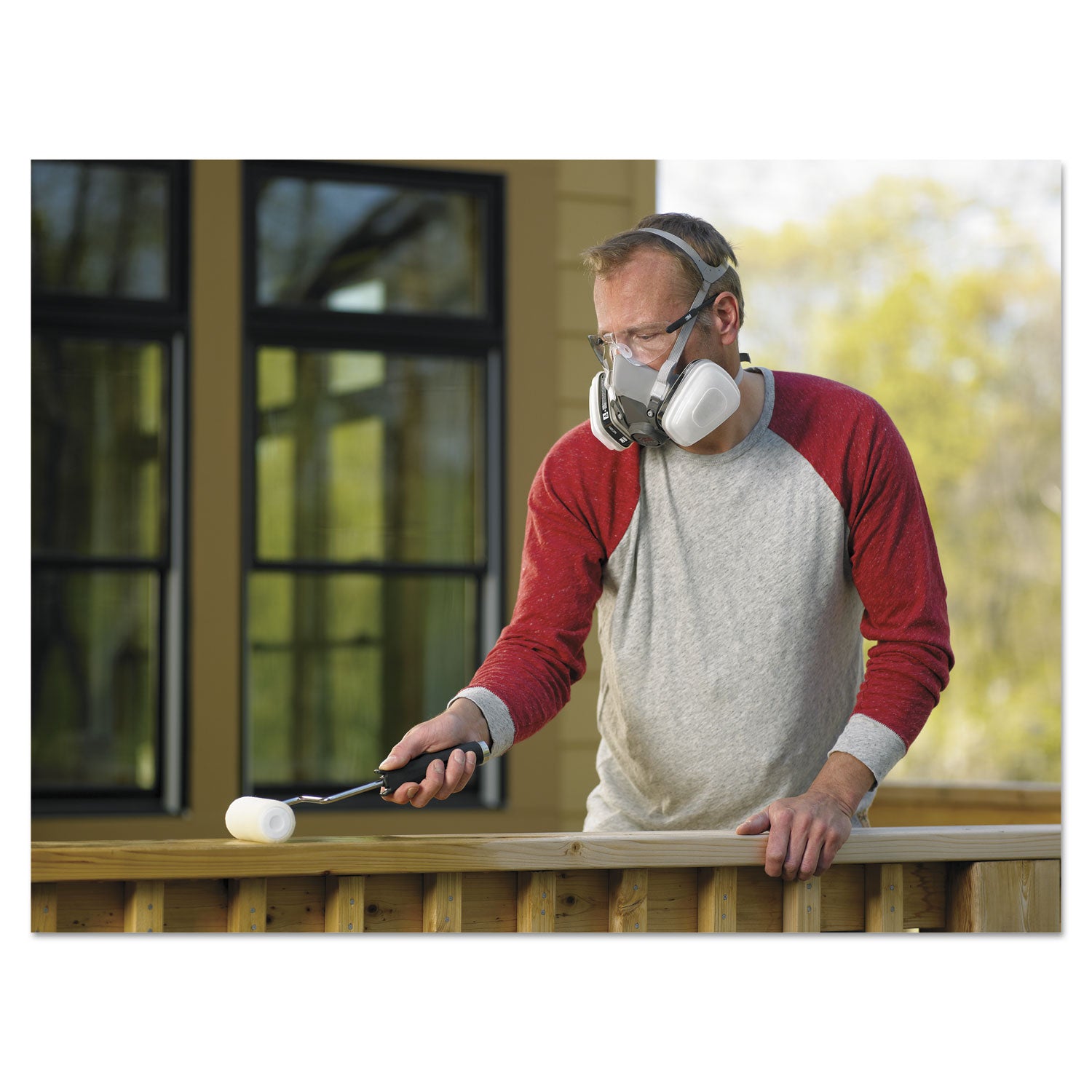 3M™ Half Facepiece Respirator for Paint Spray & Pesticides - Large Size | Comfortable Protective Mask for Painting, Woodworking & Agricultural Work