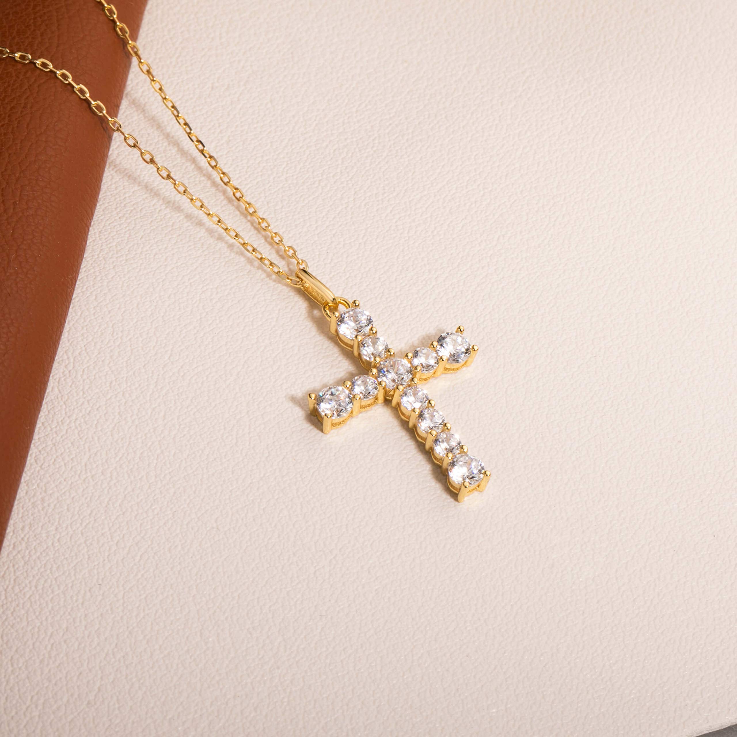 S.Leaf Women's Gold Diamond Cross Necklace - Sterling Silver Cross Pendant for Birthday & Anniversary Gifts - Perfect for Church, Weddings & Everyday Elegance
