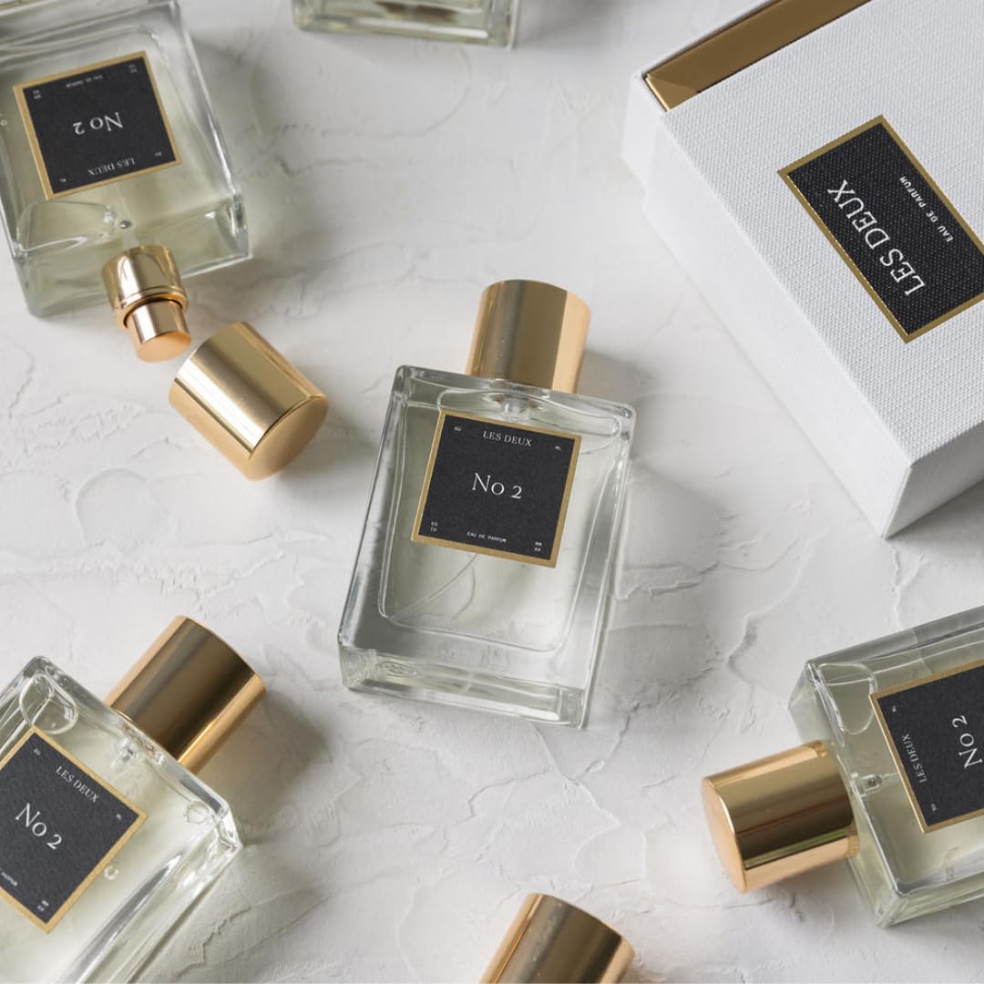 Les Deux No 2 Unisex Perfume - 50ml Luxury Vegan Fragrance with Amber, Saffron, Sandalwood & Cedar Notes | Award-Winning Long Lasting Scent for Men & Women | Perfect for Date Nights, Office Wear & Special Occasions