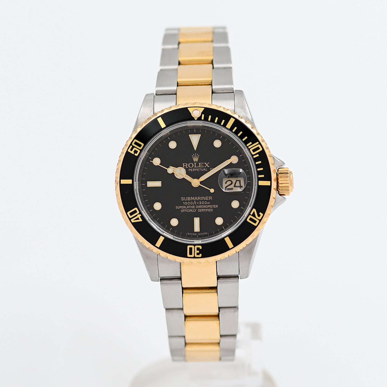 Rolex Submariner Date 2008 - Luxury Men's Dive Watch with Date Function | Perfect for Diving, Business & Formal Occasions