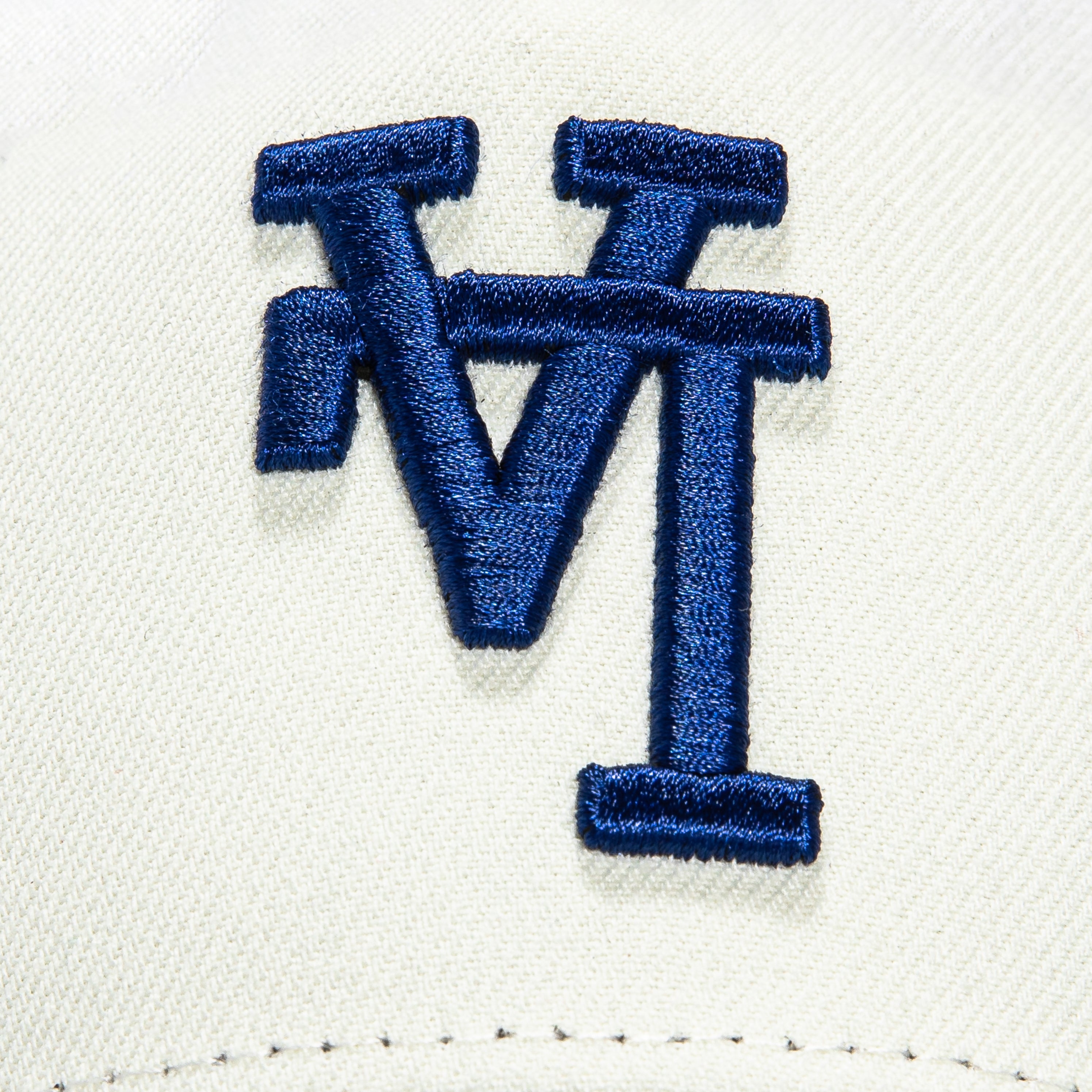 New Era 9Forty A-Frame Los Angeles Dodgers Upside Down Snapback Hat - White & Royal Blue | Official MLB Baseball Cap for Men & Women | Game Day, Streetwear & Casual Fashion Accessory