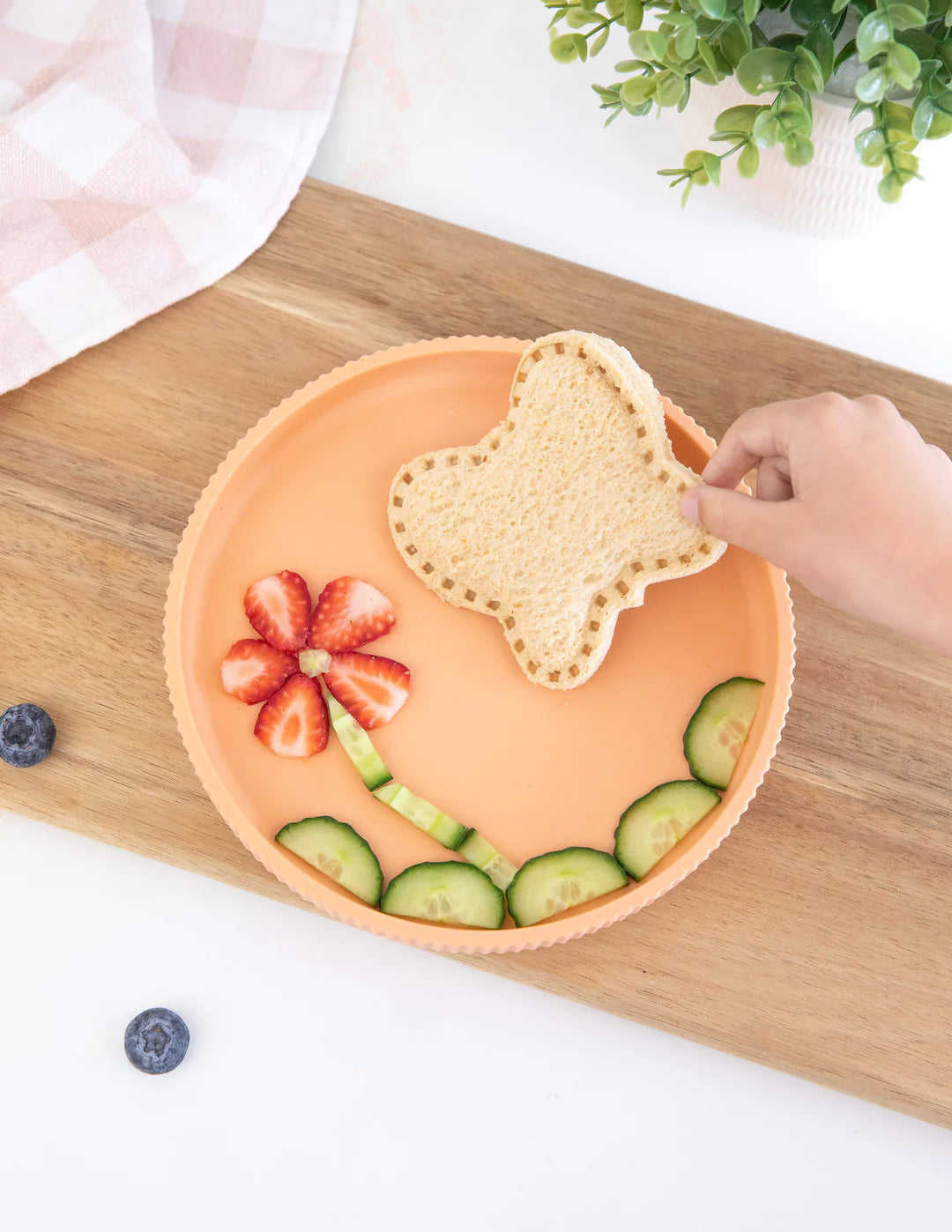 Lunch Punch Cut & Crimp Sandwich Pockets - Butterfly Shape Sandwich Maker for Kids & Adults - Perfect for School Lunches, Picnics & Parties