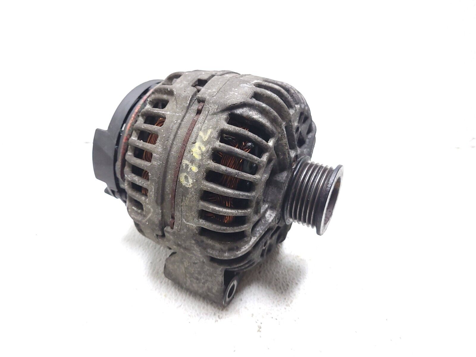 06-11 Mercedes ML500 Alternator OEM Replacement - High Performance Car Part for Smooth Driving & Longevity