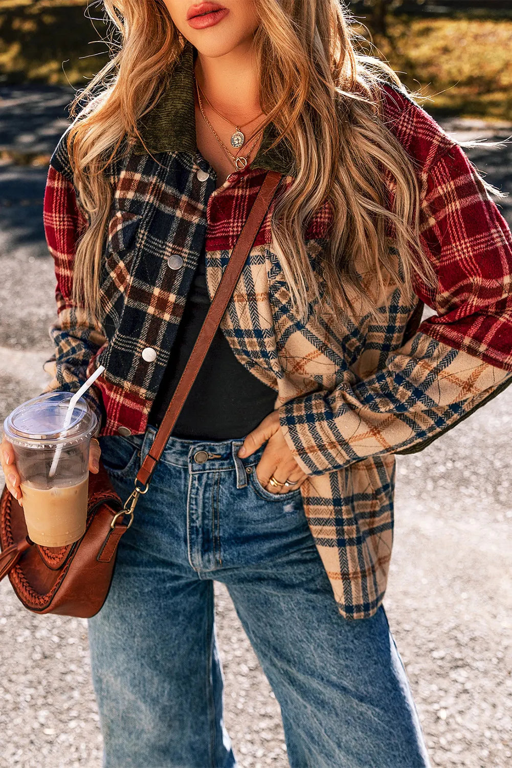Stylish Plaid Button-Up Long Sleeve Jacket for Men & Women - Perfect for Fall Layering and Outdoor Adventures