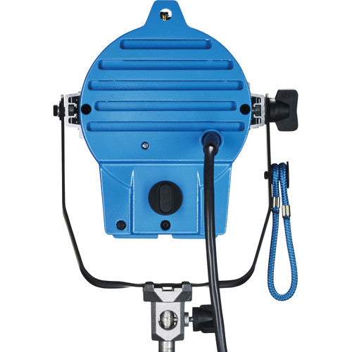 ARRI 650W Plus Tungsten Fresnel Light - 120V/240V Dual Voltage Studio Lighting for Film & Video Production - Perfect for Professional Cinematography and Photography Sets
