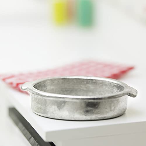 Miniature Roasting Pan for Dollhouse - Realistic Tiny Kitchen Accessory for Dollhouse Play, Baking Scenes, and Collectibles