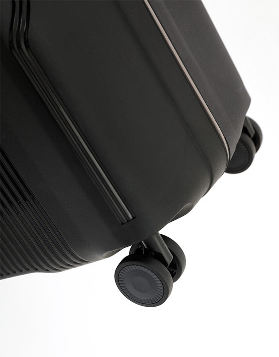 Tosca KNOX 21 Inch Small Full Framed Spinner Luggage - Lightweight Carry On Suitcase with 360° Wheels for Travel, Business Trips & Weekend Getaways (Black)