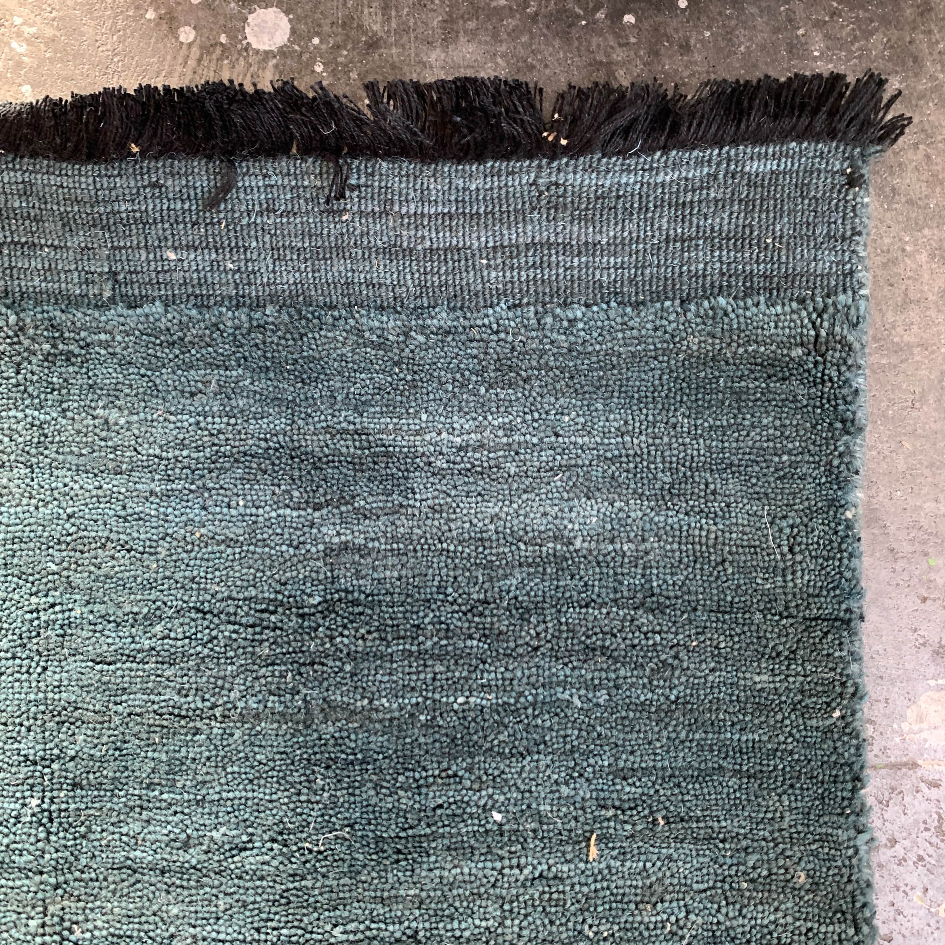 Premium Silvio Aqua Wool Rug - Soft & Durable Handmade Area Rug for Living Room, Bedroom, or Office - Eco-Friendly Natural Fiber Home Decor