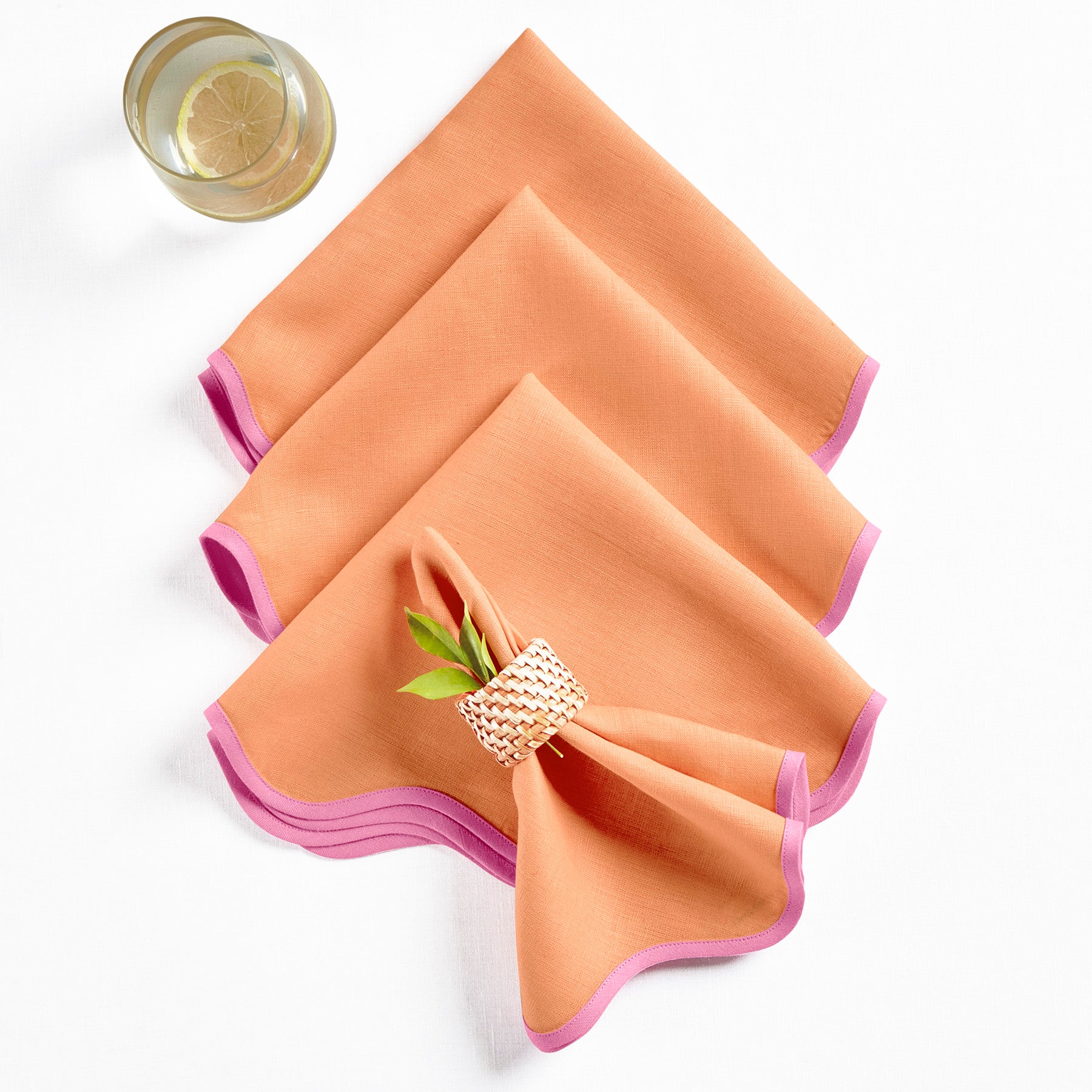 Giselle Scallop Edge Napkins - Set of 4 Premium Linen Dinner Napkins for Wedding, Party & Holiday Table Decor
