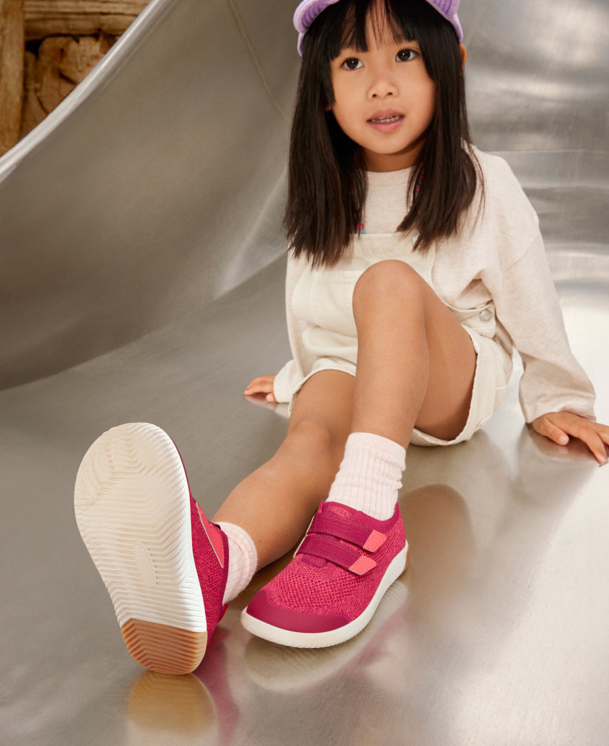 Little Kids' KNX Knit Double Strap Sandals - Beaujolais/Raspberry | Comfortable & Stylish Toddler Shoes for Playtime & Outdoor Adventures