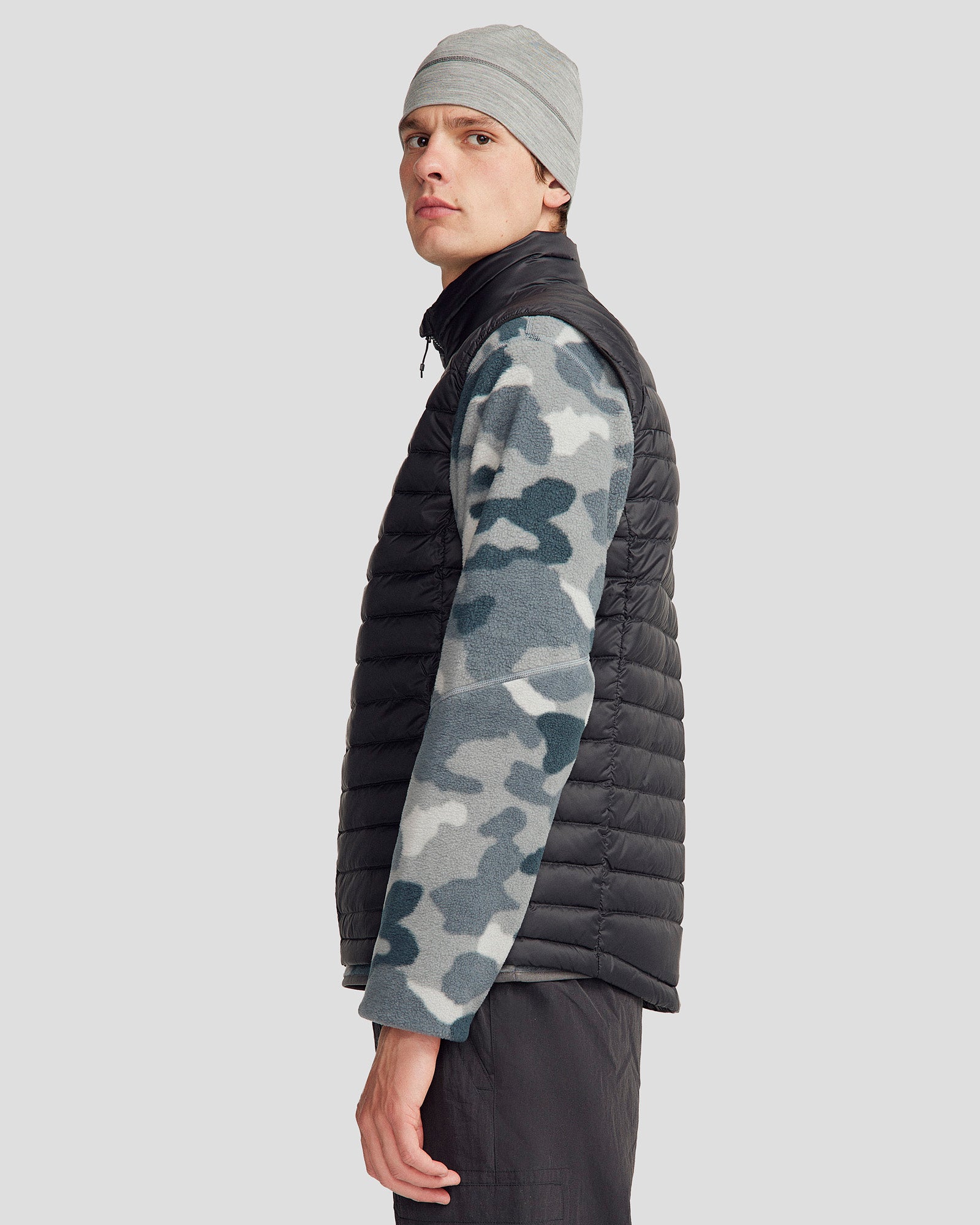 Men's Heli Down Vest 4.0 - Lightweight Winter Puffer Jacket for Outdoor Activities, Black Stingray Color - Perfect for Hiking, Camping & Cold Weather Adventures