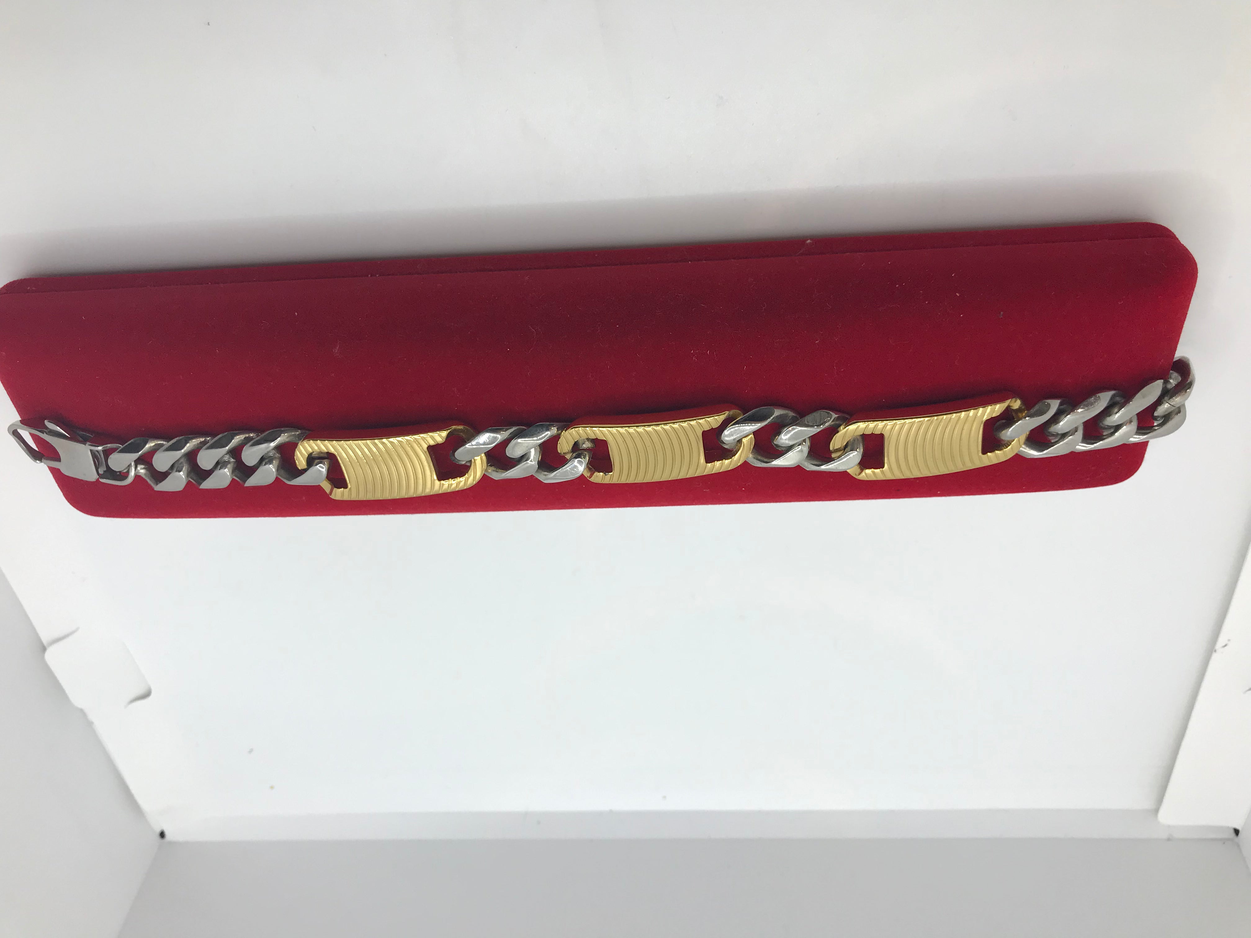Elegant Gold Plated Two-Tone Bracelet for Women - Stylish Fashion Jewelry Gift for Birthday, Anniversary & Special Occasions