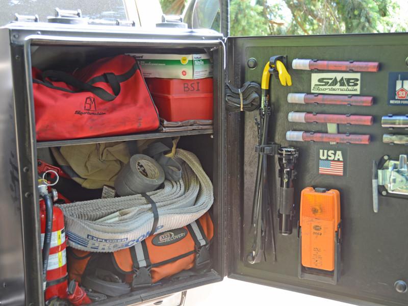 Aluminess Heavy-Duty Aluminum Storage Box & Shelf for Trucks, SUVs & Off-Road Vehicles - Perfect for Camping Gear, Tools & Outdoor Equipment Organization
