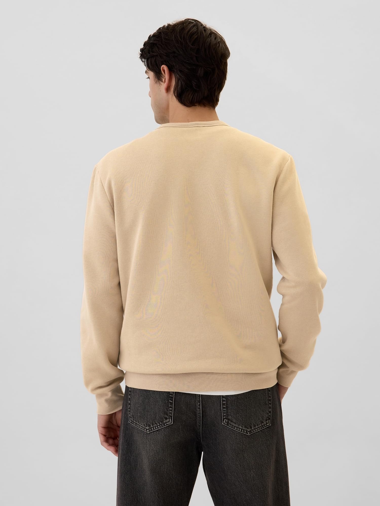 GAP Men's Logo Fleece Crewneck Sweatshirt | Soft Cotton Pullover for Casual Wear | Perfect for Everyday Comfort & Street Style Outfits