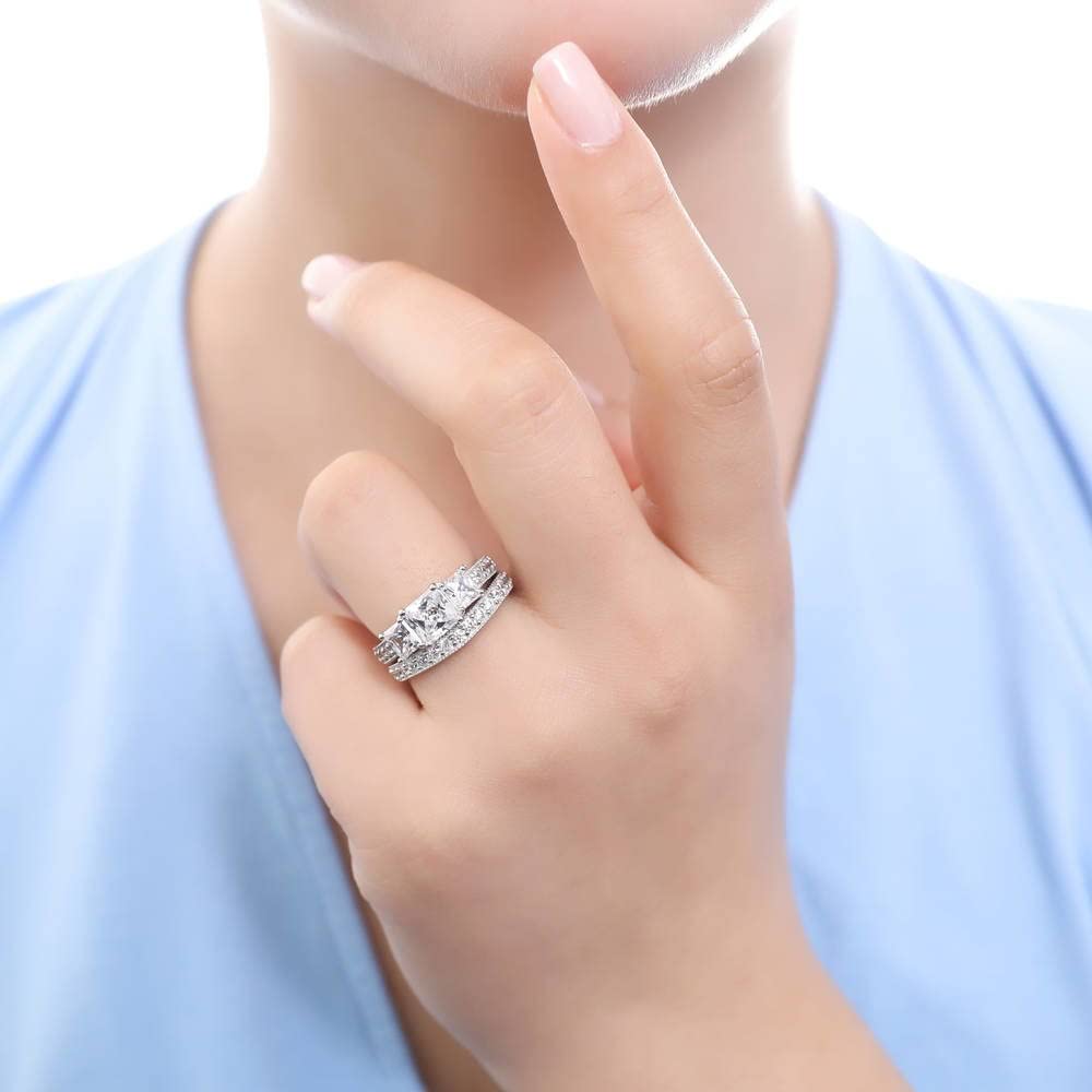 BERRICLE Sterling Silver 3-Stone Princess Cut Cubic Zirconia Wedding Engagement Ring Set for Women 1.6 Carat CZ Rhodium Plated Size 4-10 - Perfect for Proposals, Anniversaries & Special Occasions