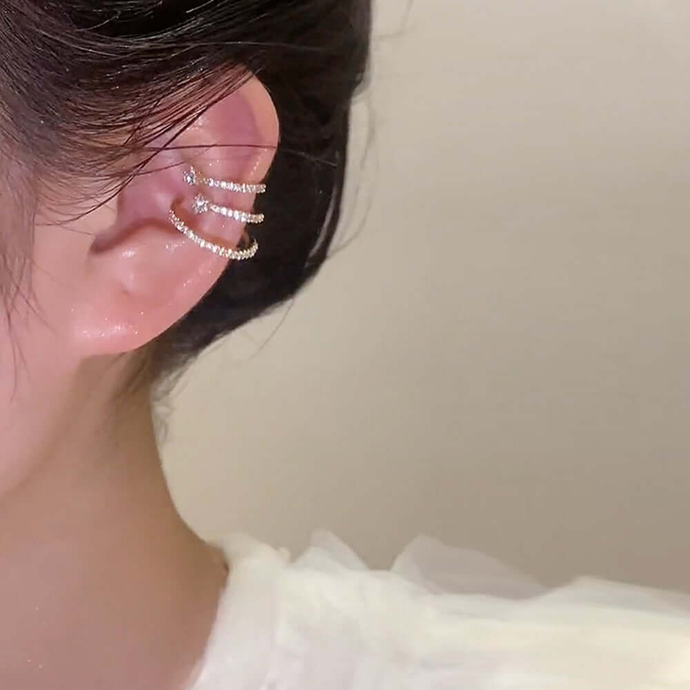 Elegant Star Layered Ear Cuff for Women - Trendy Cartilage Earring for Helix & Lobe - Perfect for Parties, Weddings & Everyday Wear | R1847