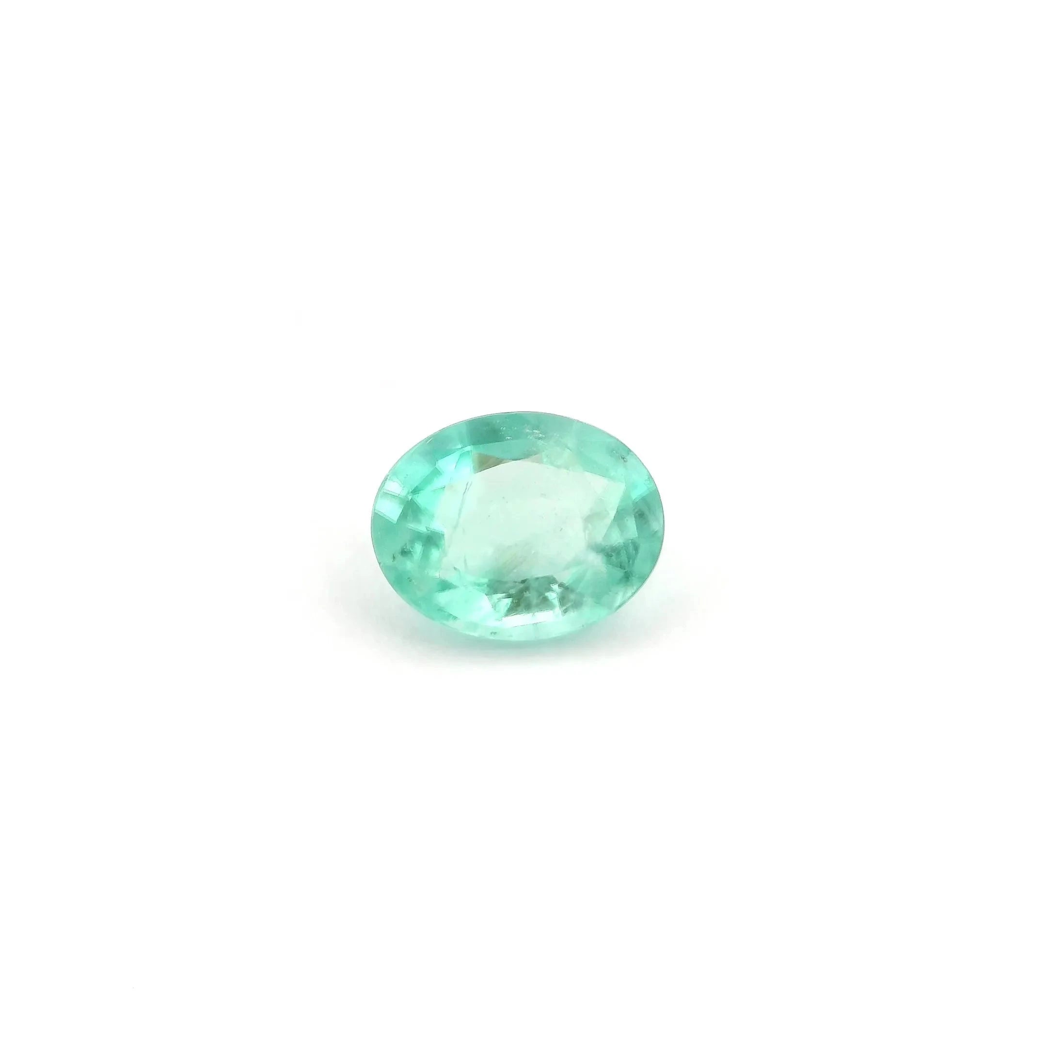 0.76ct Oval Natural Emerald Gemstone - Green Color, SI Clarity, Faceted Cut for Jewelry Making & Engagement Rings
