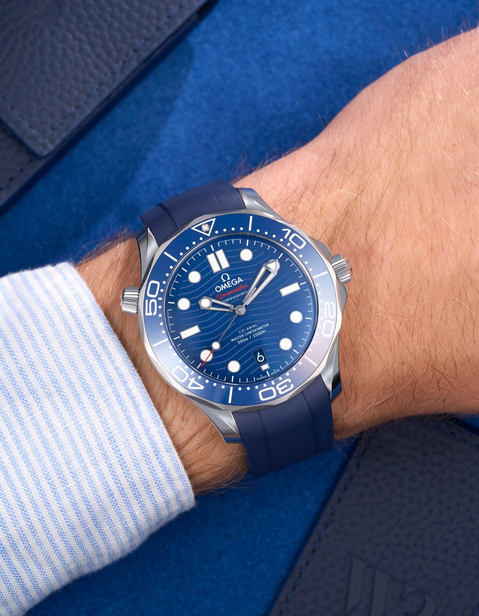 Omega Seamaster Diver 300 42mm Blue Rubber Replacement Strap - Durable & Comfortable Watch Band for Swimming, Diving & Everyday Wear