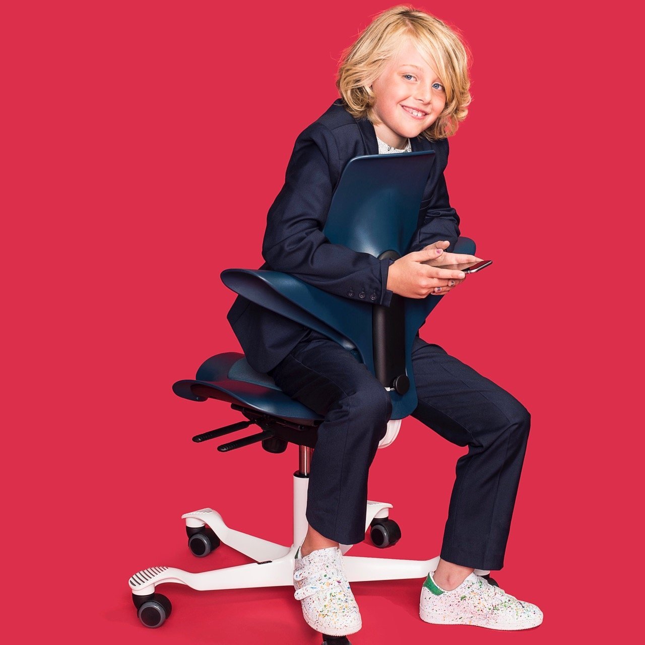 HÅG Capisco Puls 8010 Ergonomic Office Chair - Adjustable Height & Tilt for Home & Workspace - Perfect for Standing Desks, Gaming & Long Work Sessions