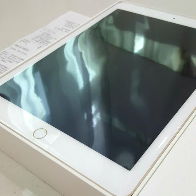 Apple iPad Air 2 16GB Wi-Fi + Cellular - Gold (Renewed) - Perfect for Business, Travel & Online Learning