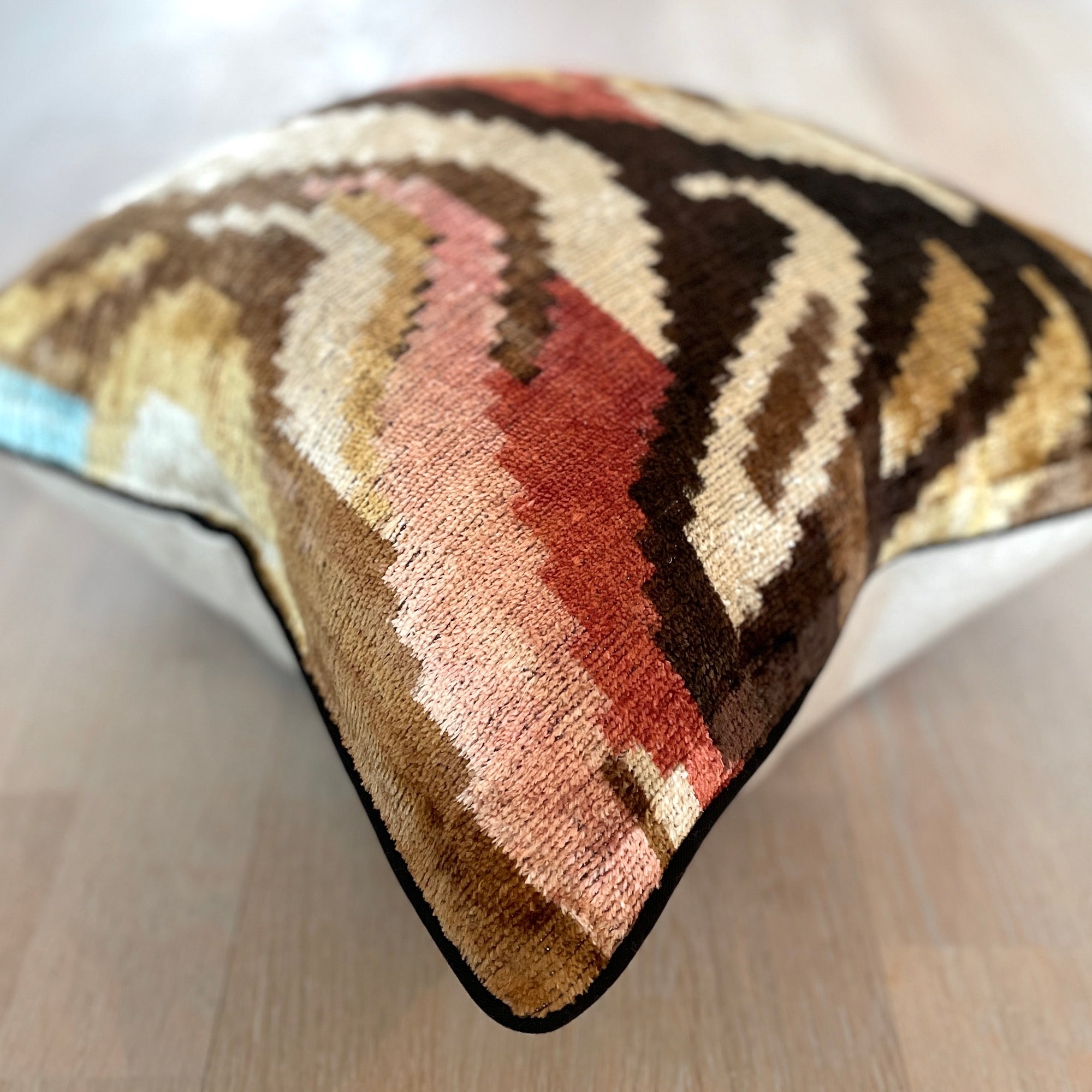 Luxury Velvet Ikat Cushion Cover - Desert of Life Pattern - Boho Home Decor Pillow Case for Sofa, Bed, Living Room