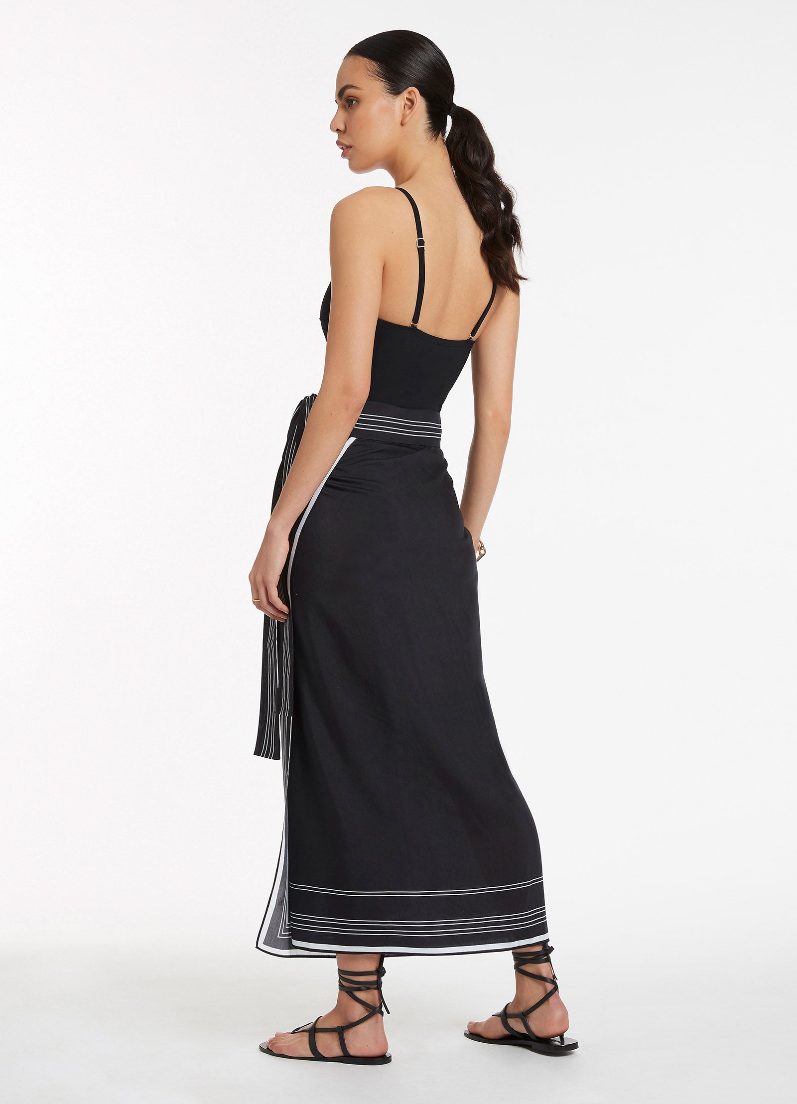 Jetset Tie Sarong Wrap - Stylish Black Beach Cover Up for Women - Perfect for Poolside, Vacation & Summer Outfits