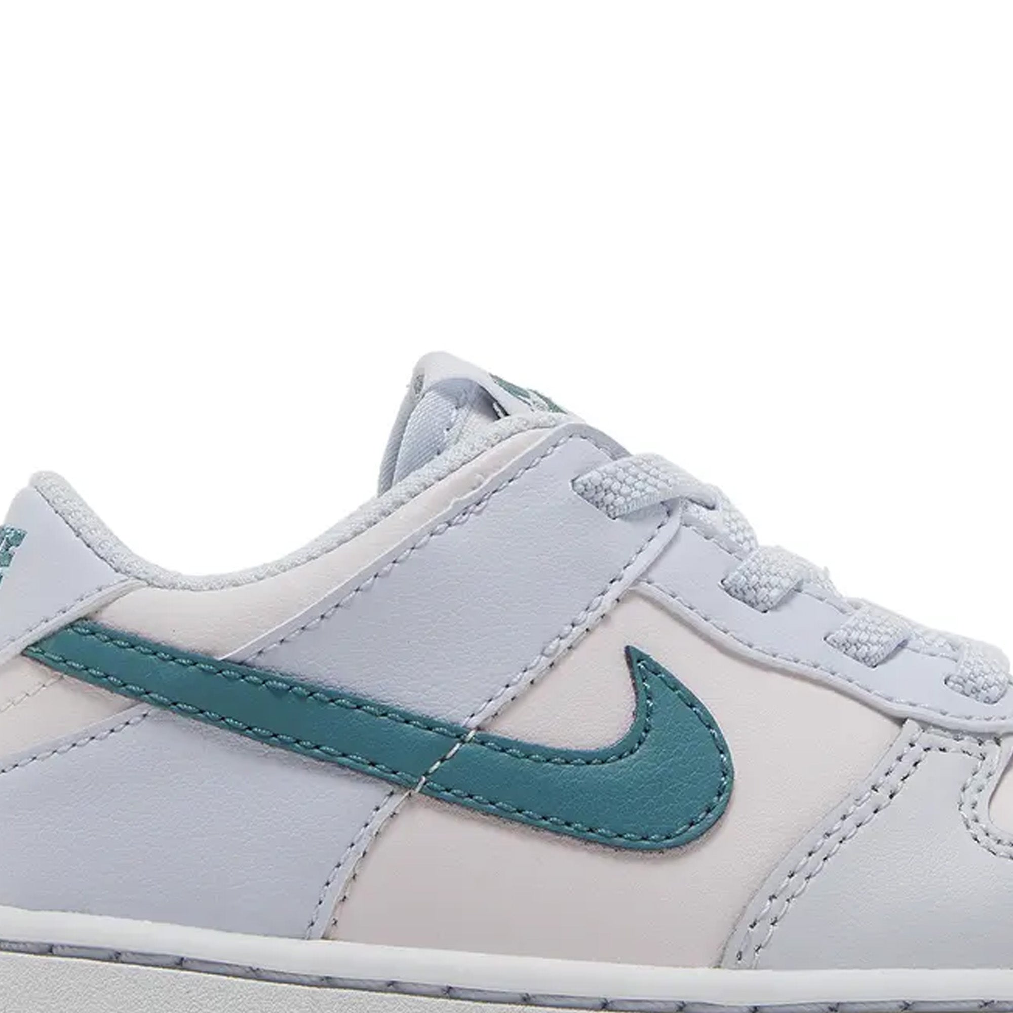 Nike Dunk Low 'Mineral Teal' TD Sneakers (2023) - Comfortable Casual Shoes for Men & Women, Perfect for Streetwear, Skateboarding and Everyday Fashion