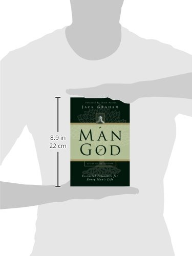 A Man of God (Study Guide Edition) - Christian Devotional Book for Men, Bible Study & Spiritual Growth - Perfect for Small Groups & Personal Reflection