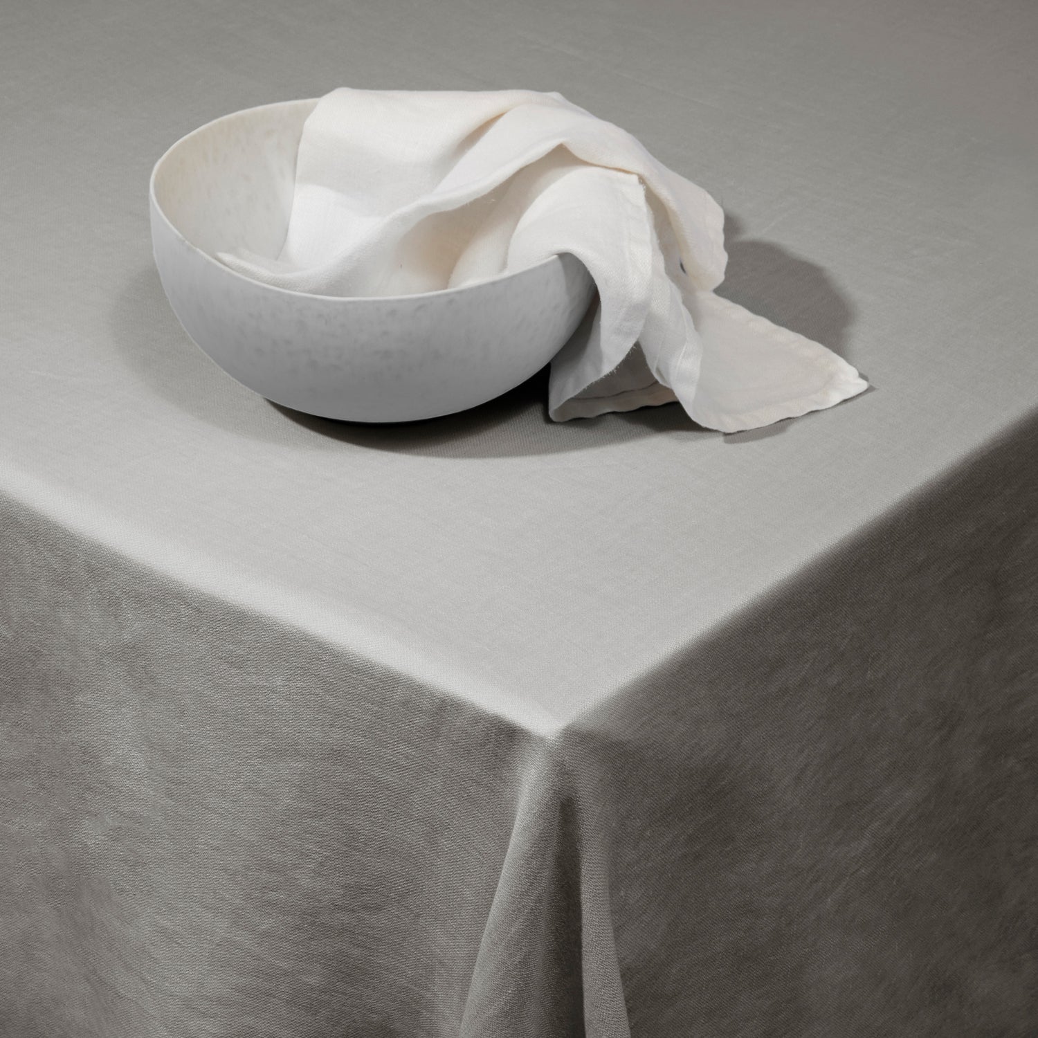 Premium Linen Sateen Tablecloth - Soft & Elegant Grey Dining Table Cover for Formal Dinner Parties & Home Decor