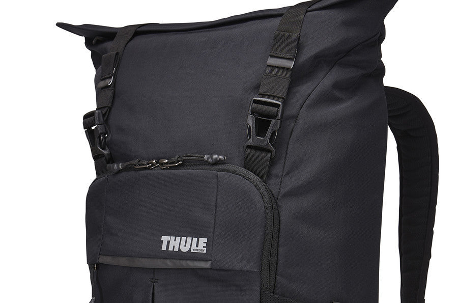 Thule Paramount Daypack - Lightweight Hiking Backpack for Men & Women, Durable Black Daypack for Travel, Work & Outdoor Adventures